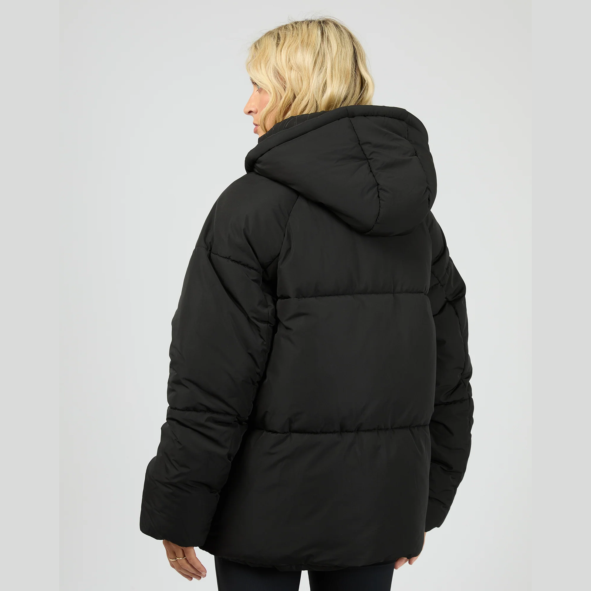 ALL ABOUT EVE. Elevate Puffer Jacket