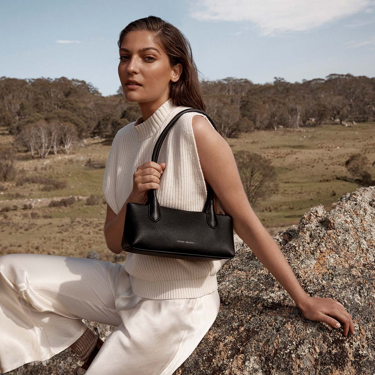 STATUS ANXIETY The Lost Bag - Black