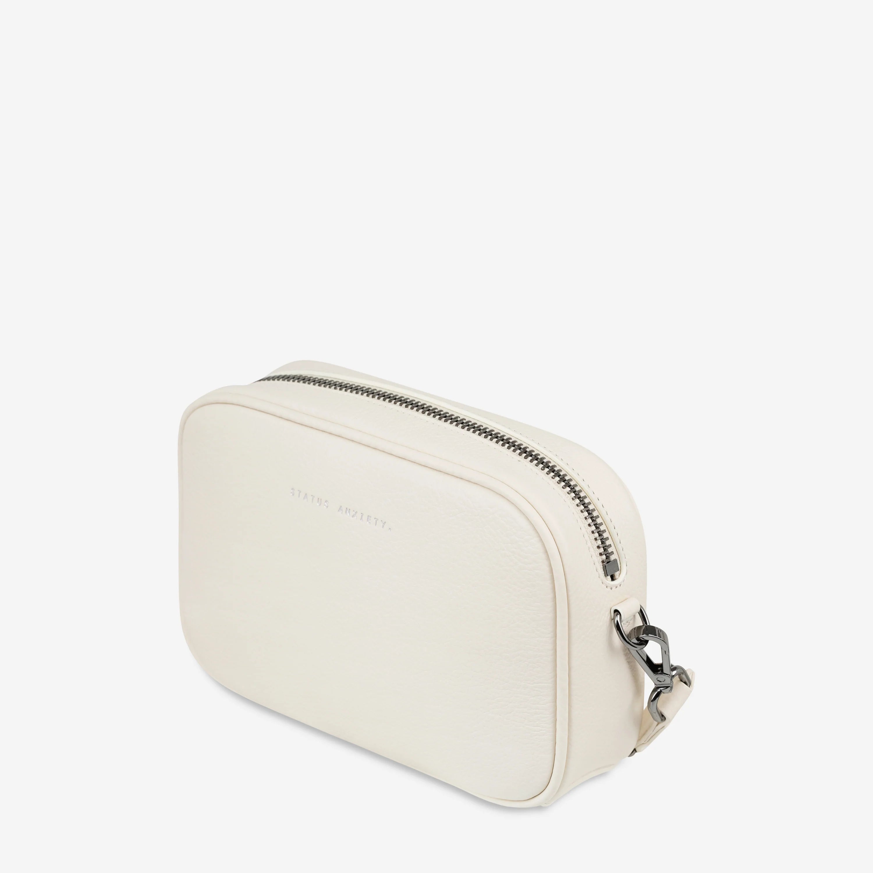 STATUS ANXIETY plunder with webbed strap - chalk