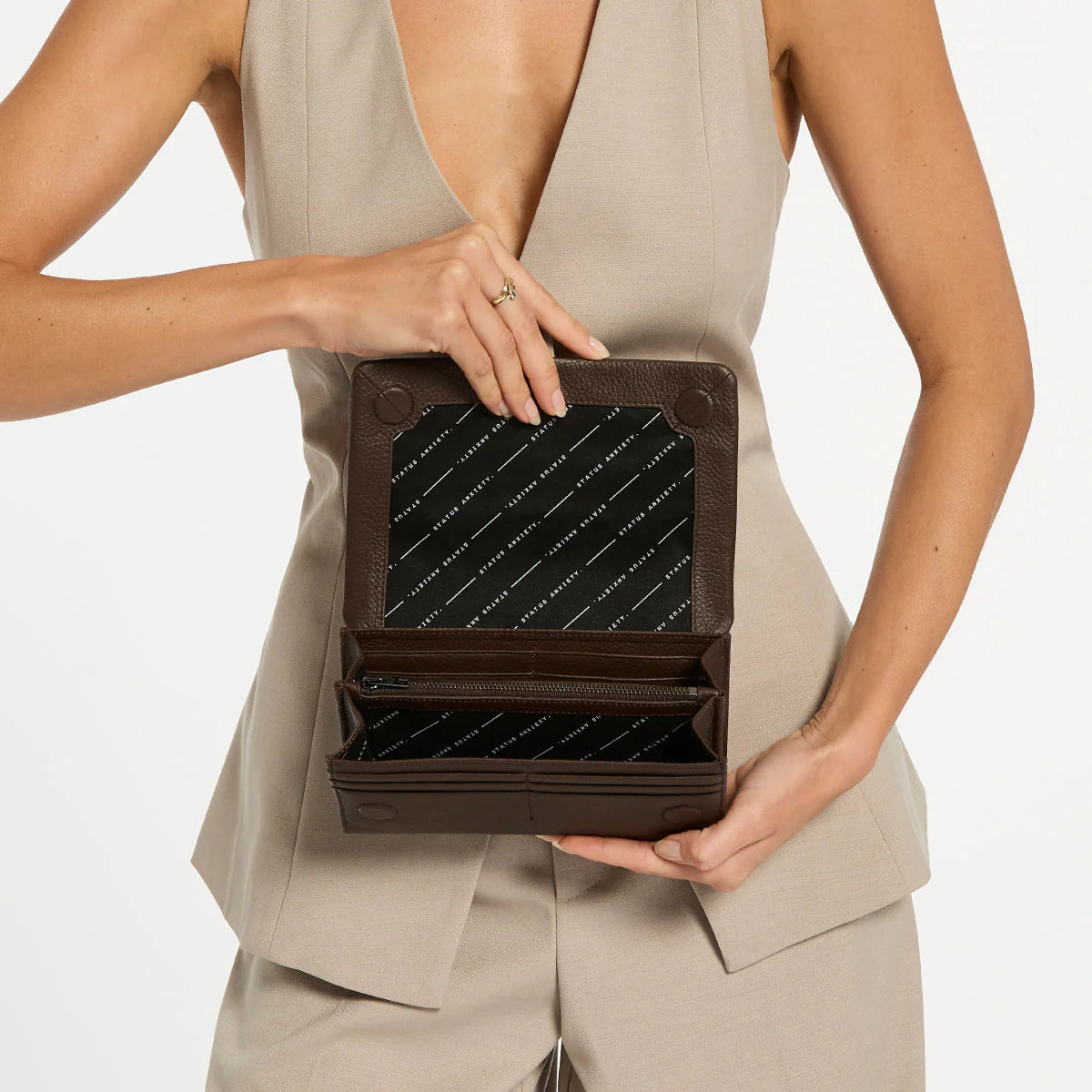 STATUS ANXIETY Remnant - Cocoa