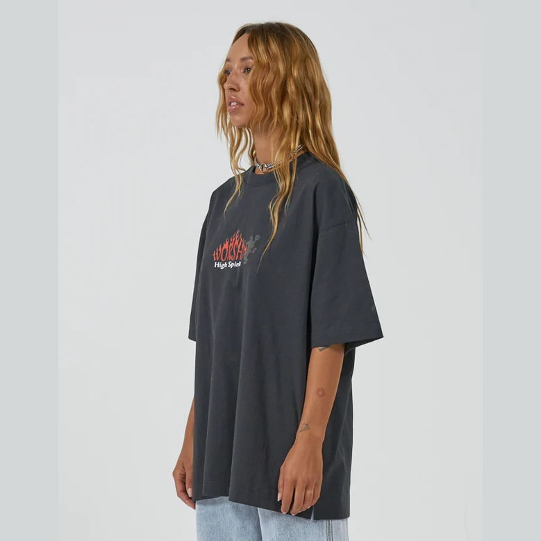 Worship grilled oversized tee - washed black
