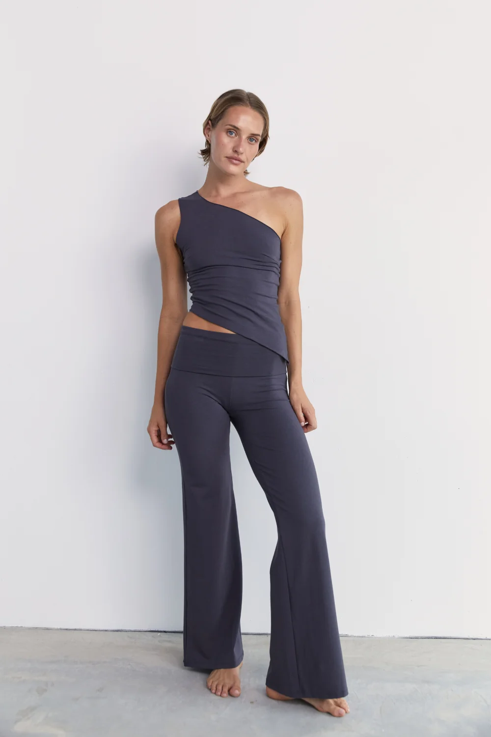 PINKY & KAMAL Full Length Yin Flare - Slate