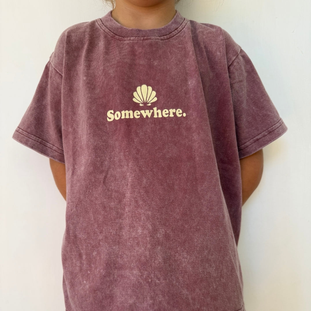 Somewhere Mini – Seashell Tee – Washed Maroon