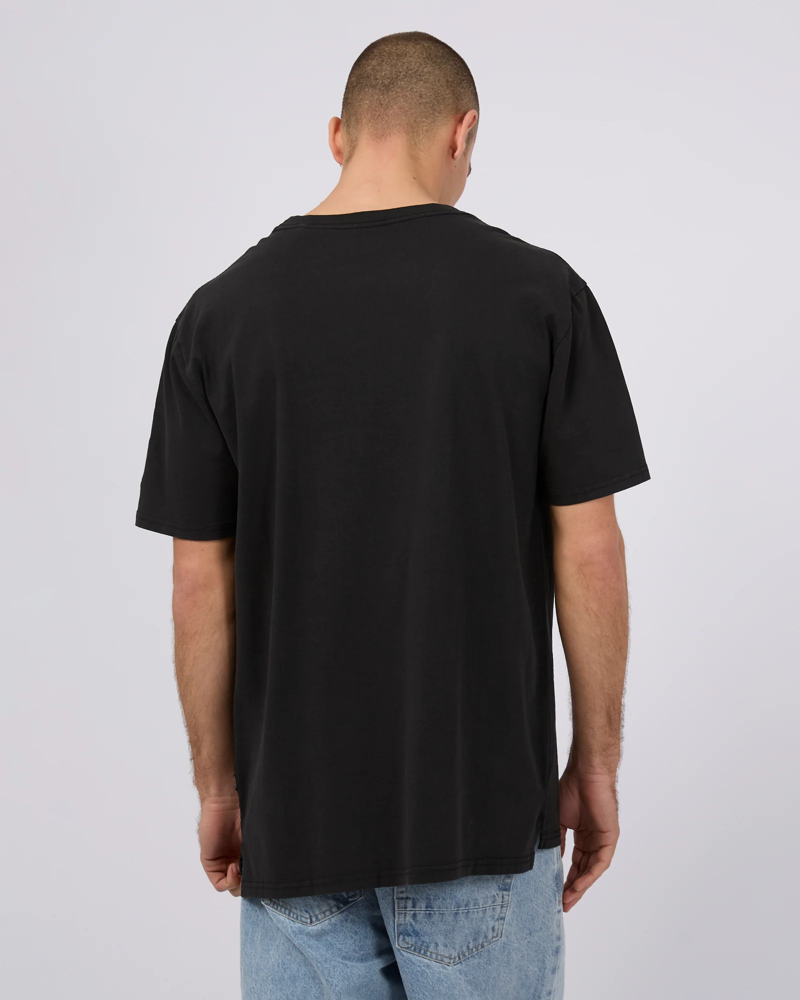 SILENT THEORY Surplus pocket tee II - Washed black