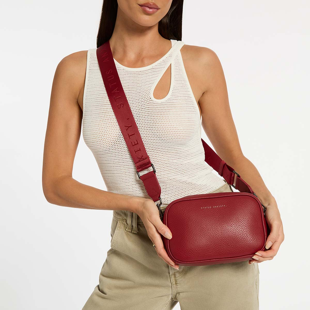 STATUS ANXIETY Plunder Bag With Webbed Strap - Rouge