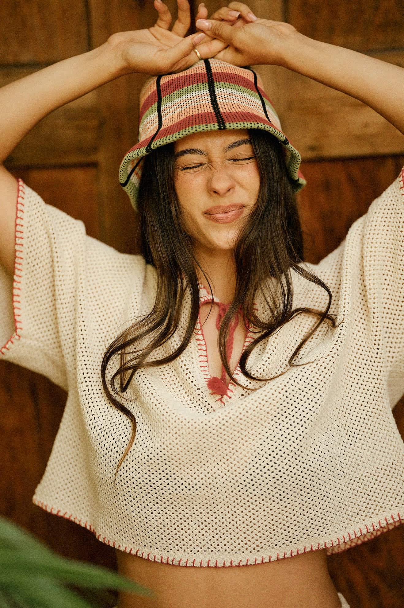 BRIXTON The crochet cover up - Timeless taupe