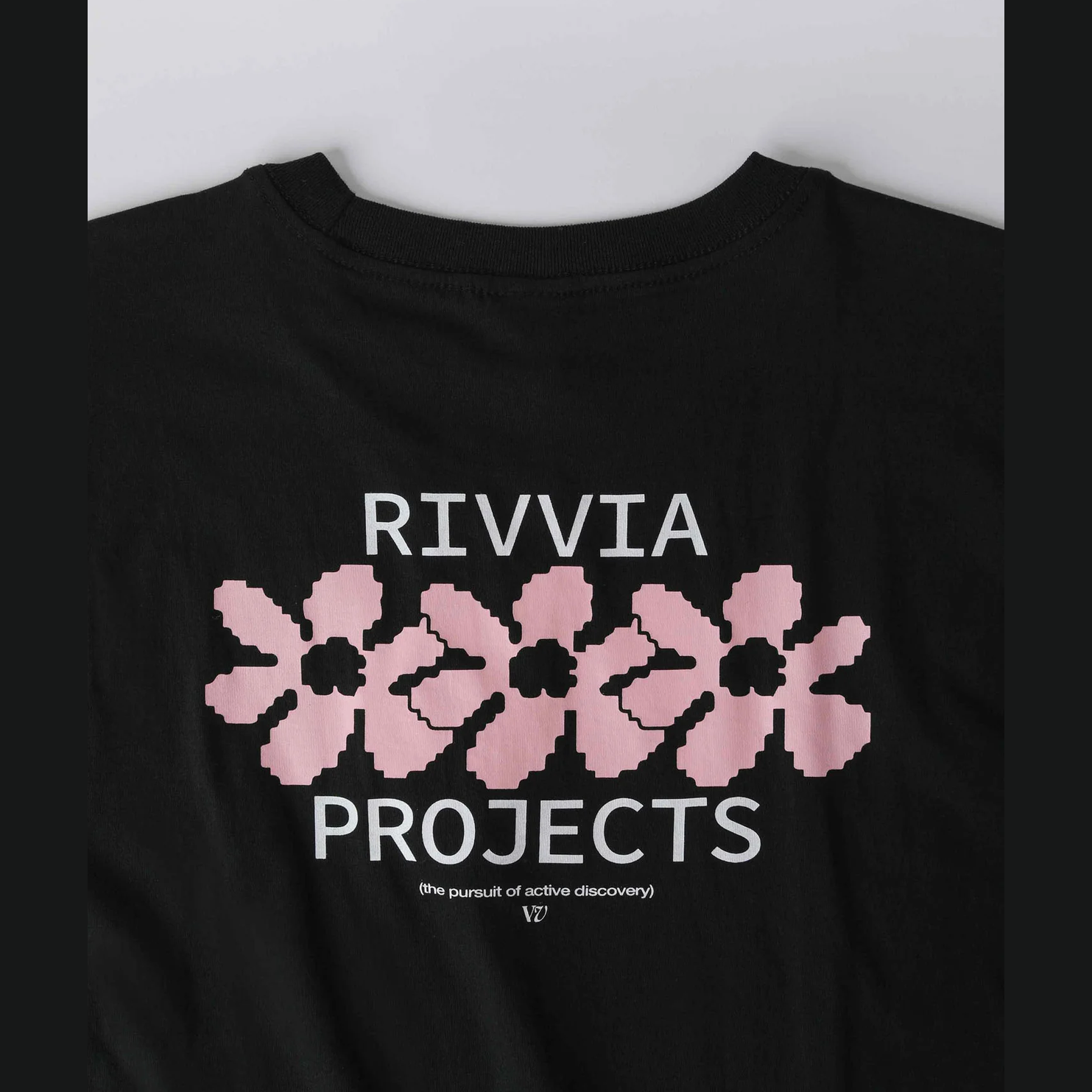 RIVVIA Digi flower t-shirt - Black