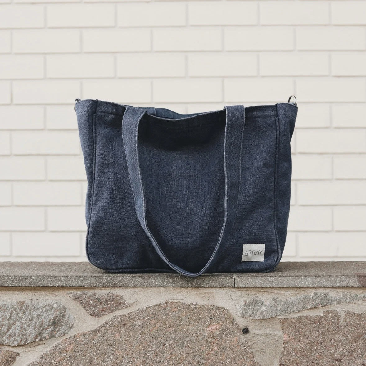 ARRAY Everyday Pocket Tote - WASHED NAVY