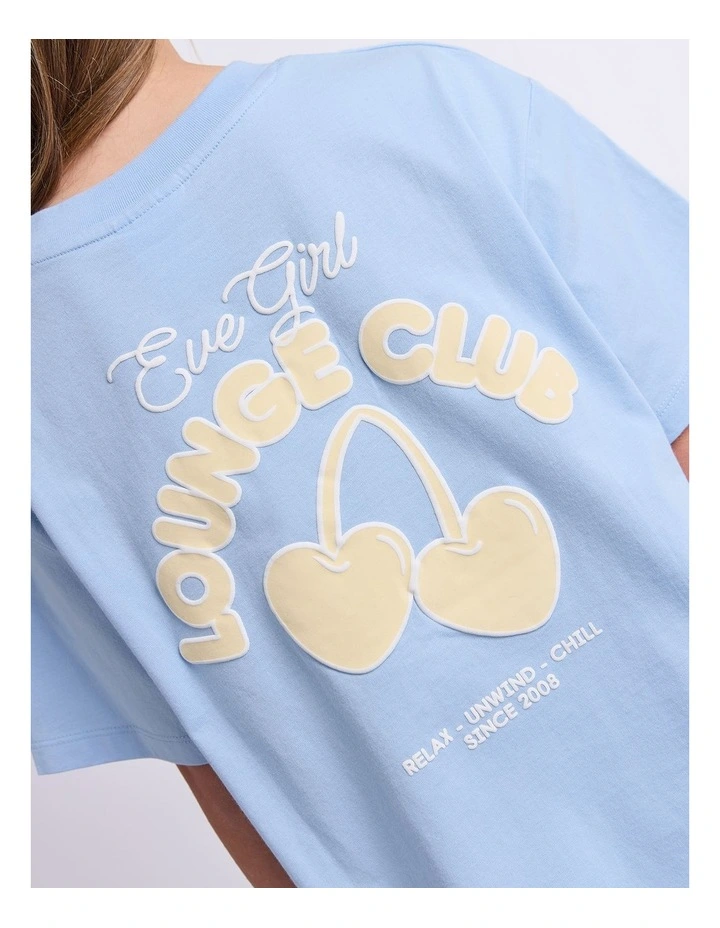 EVE GIRL Lounge Club Tee - Sky blue
