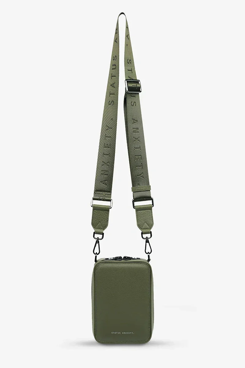 STATUS ANXIETY good life - khaki
