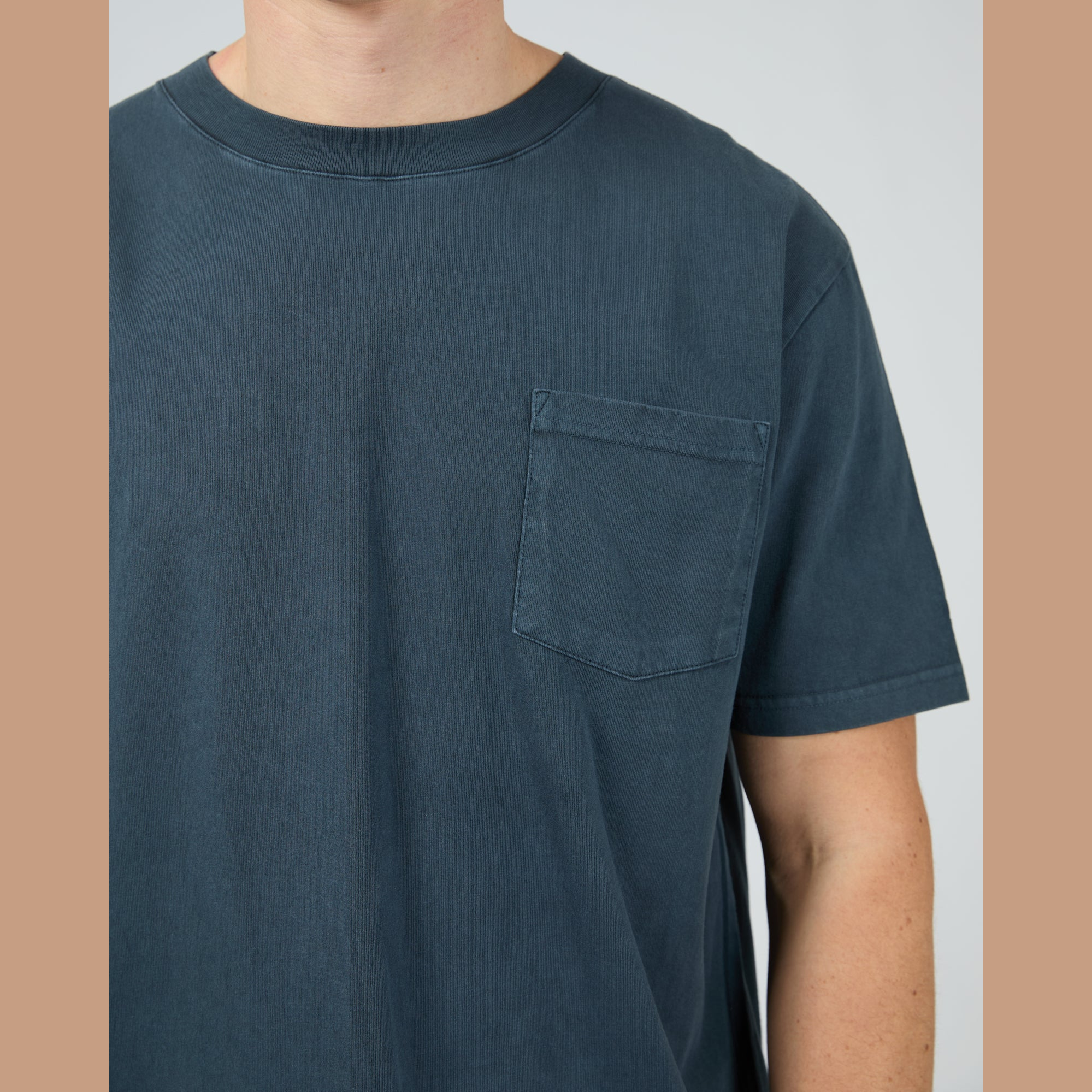 SILENT THEORY Surplus pocket tee - Navy