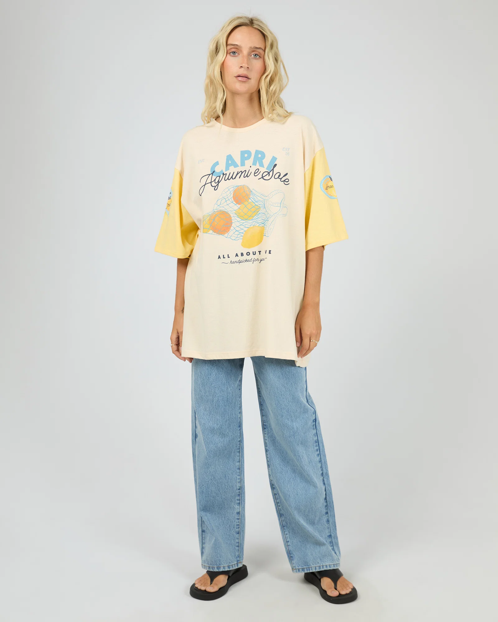 ALL ABOUT EVE Club capri O/S tee - Vanilla