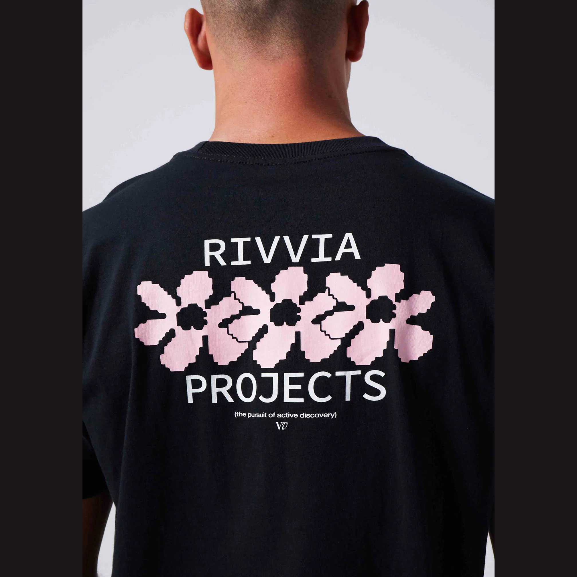 RIVVIA Digi flower t-shirt - Black