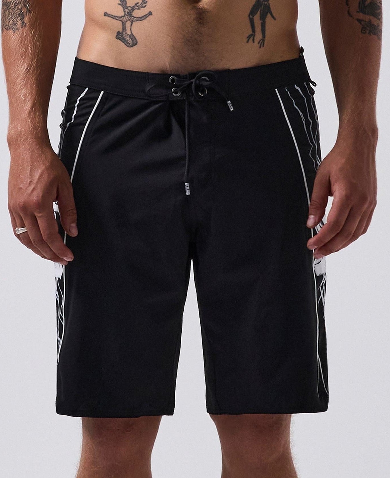 FORMER Void scrawl 20' trunk - Black