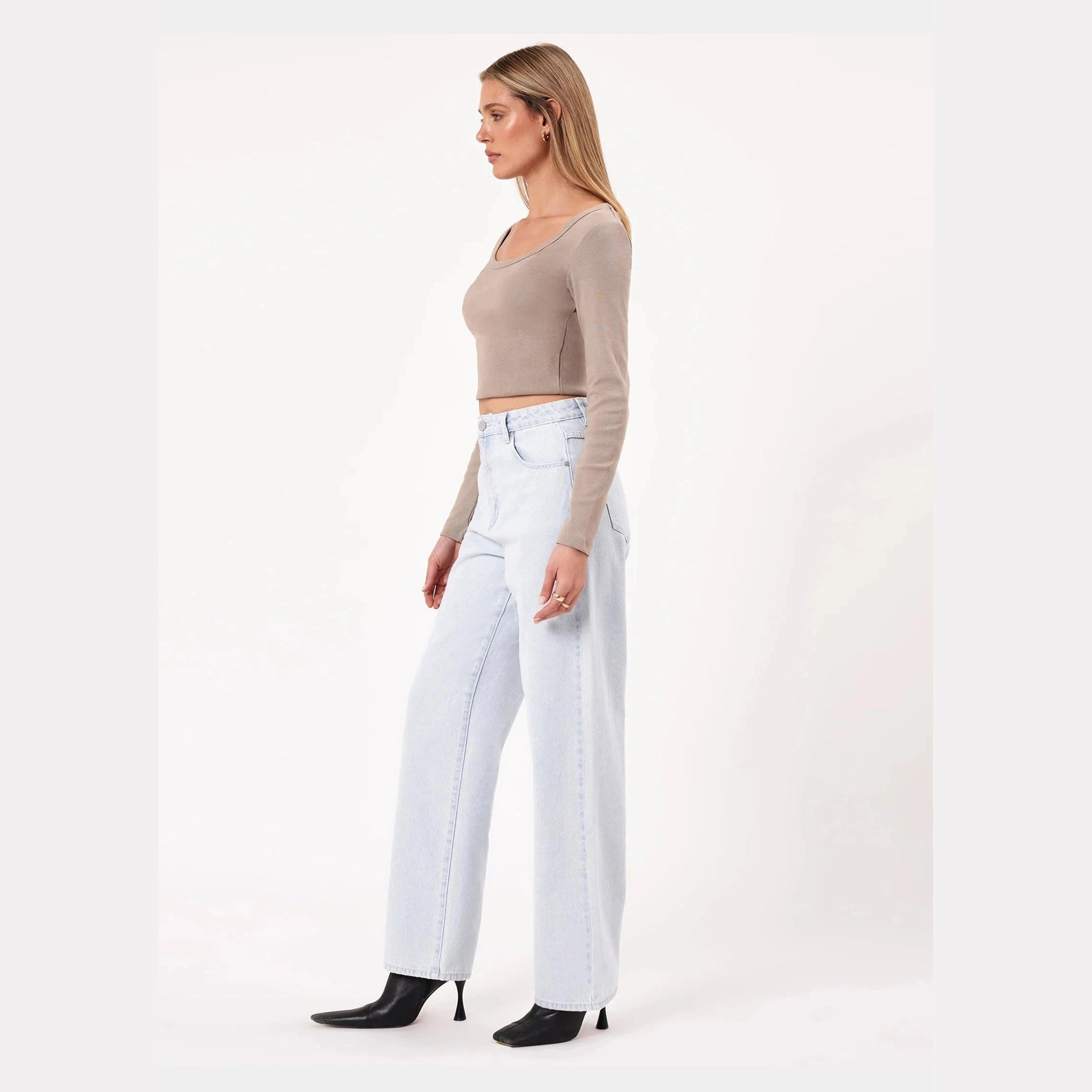 ABRAND Carrie jean Iris