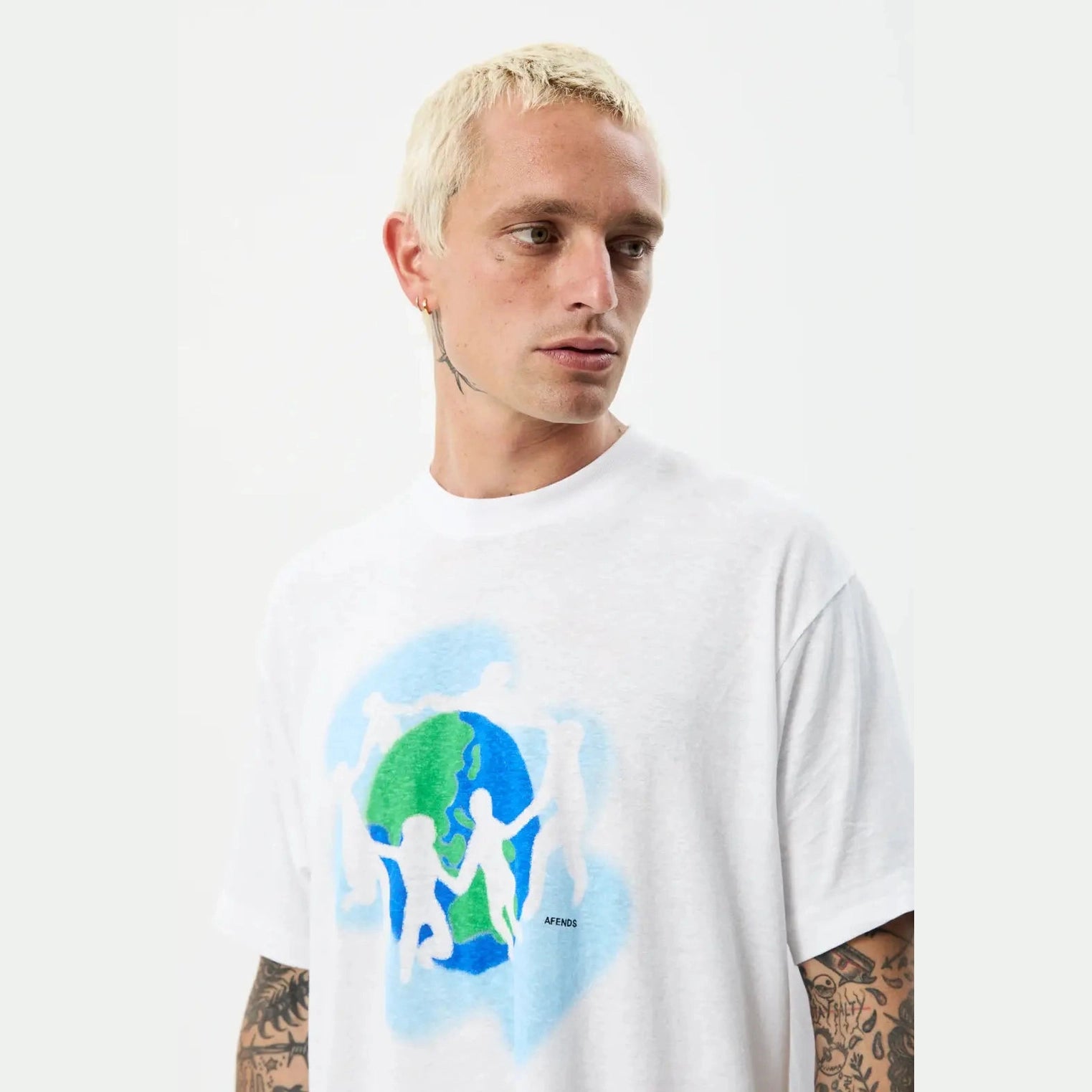 Afends cosmic hemp oversized tee - white