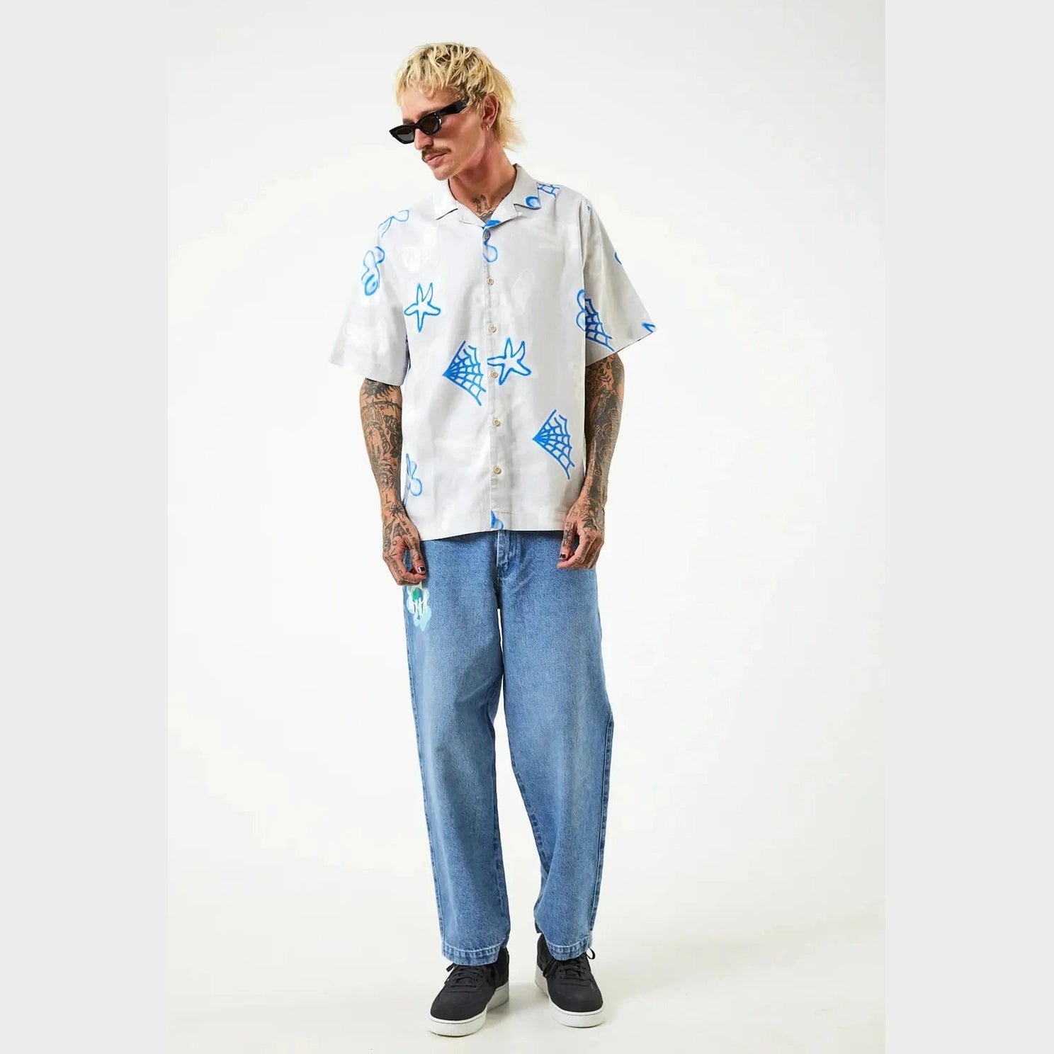 Afends planetary hemp cuban ss shirt - smoke