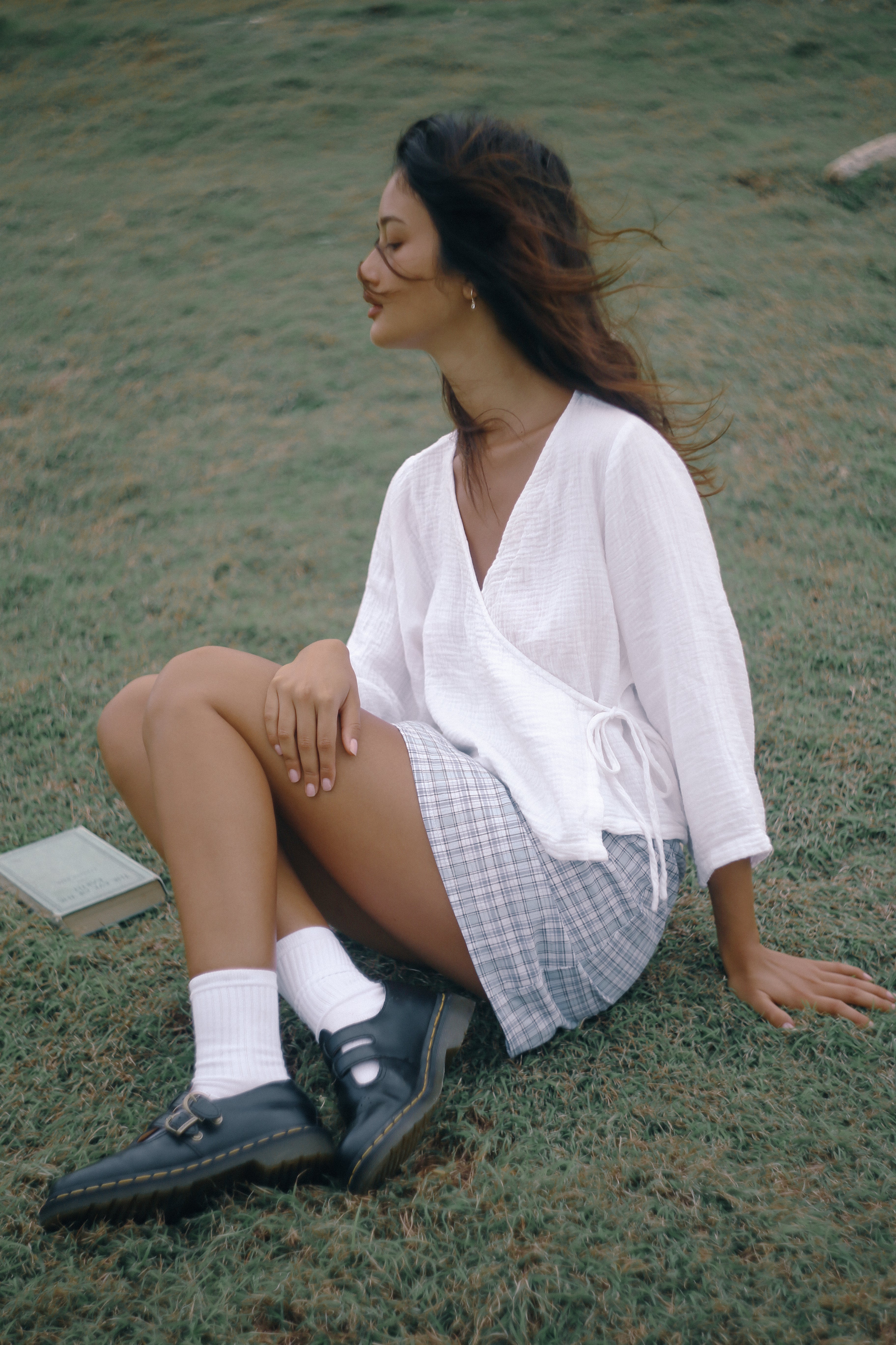 THE BARE ROAD Mia wrap top - White