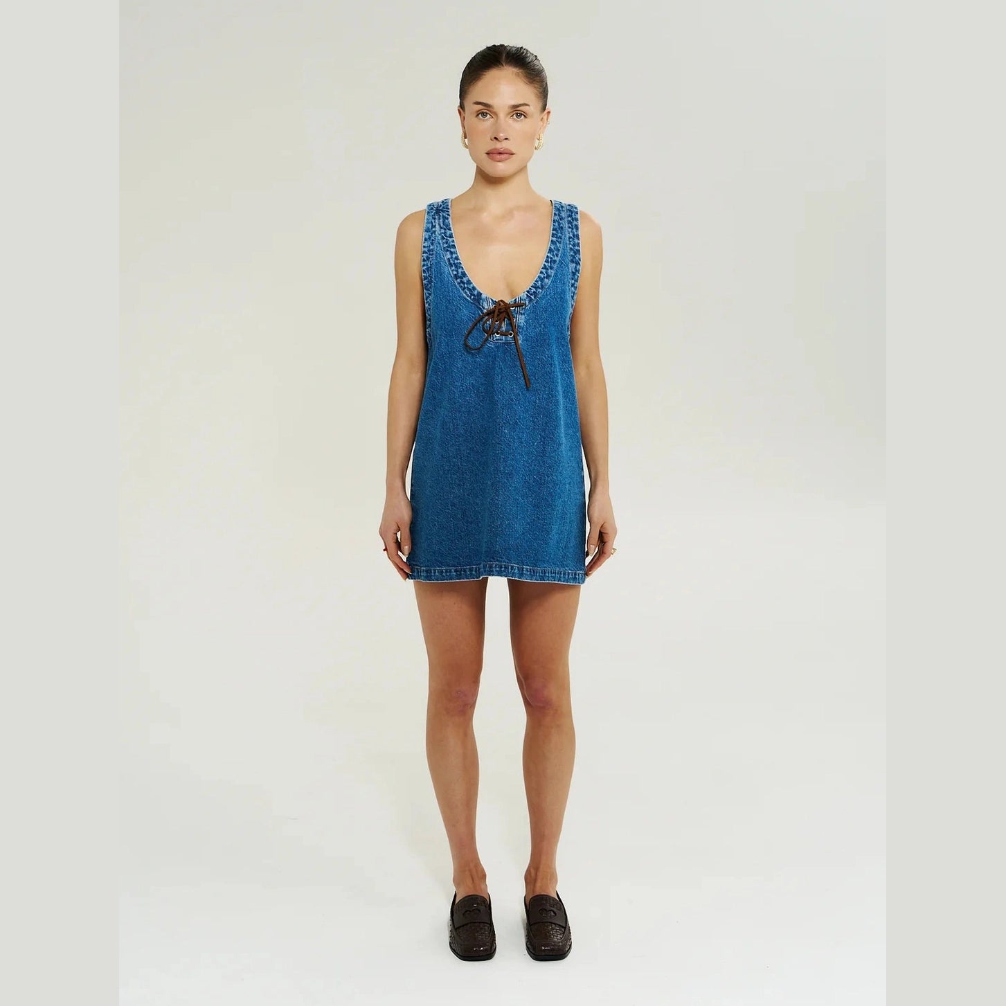 SUMMI SUMMI Lacey v neck dress - Bleu denim