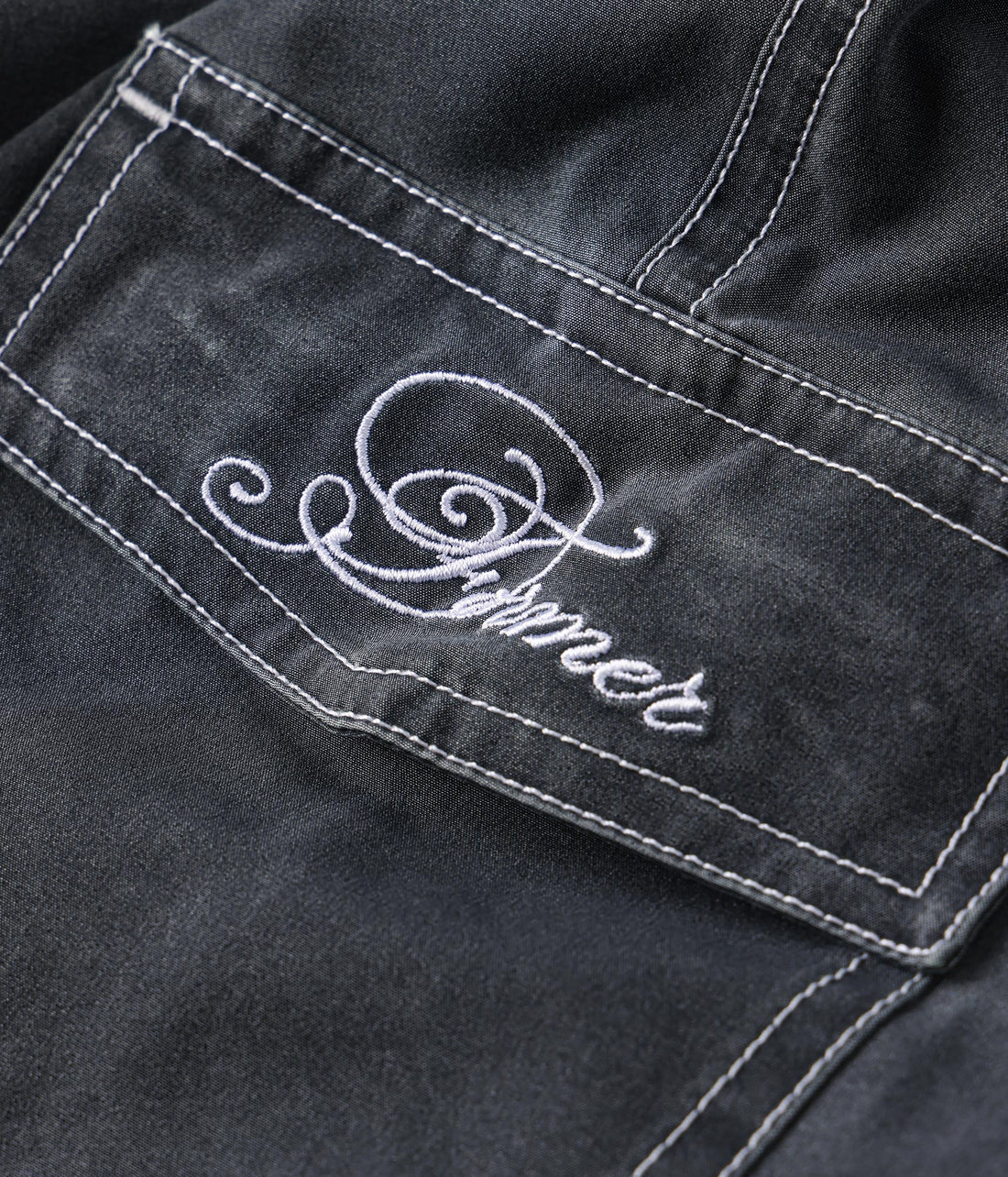 FORMER Swans cargo 21" swim trunk - Washed black