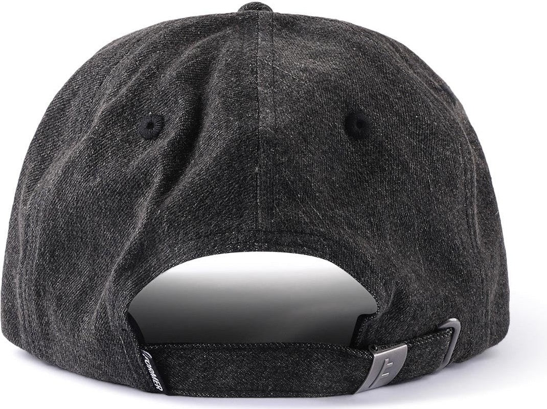 FORMER Studded Cap Black