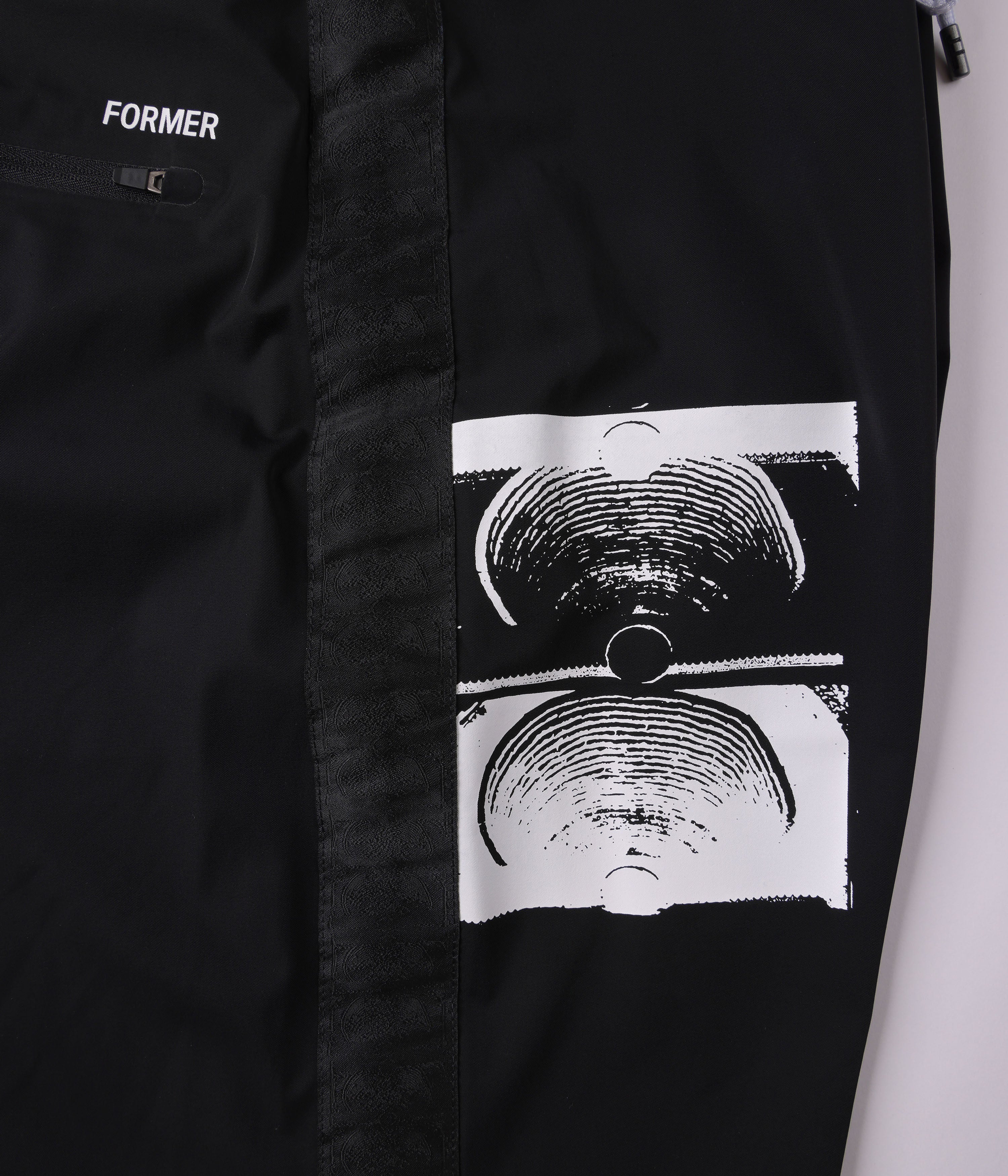 FORMER Militant 18.5" trunk - Black