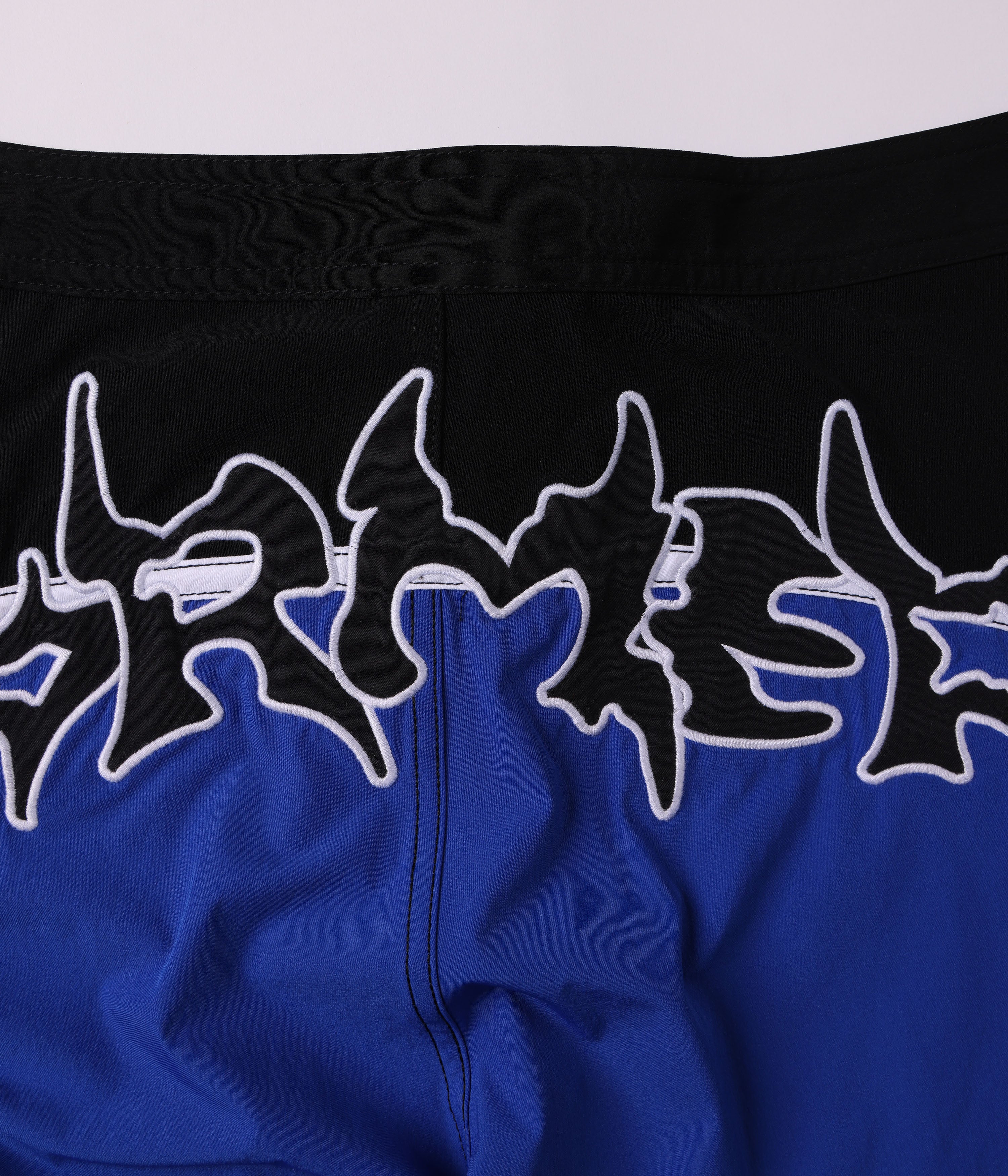 FORMER Proscription 21" trunk - Black