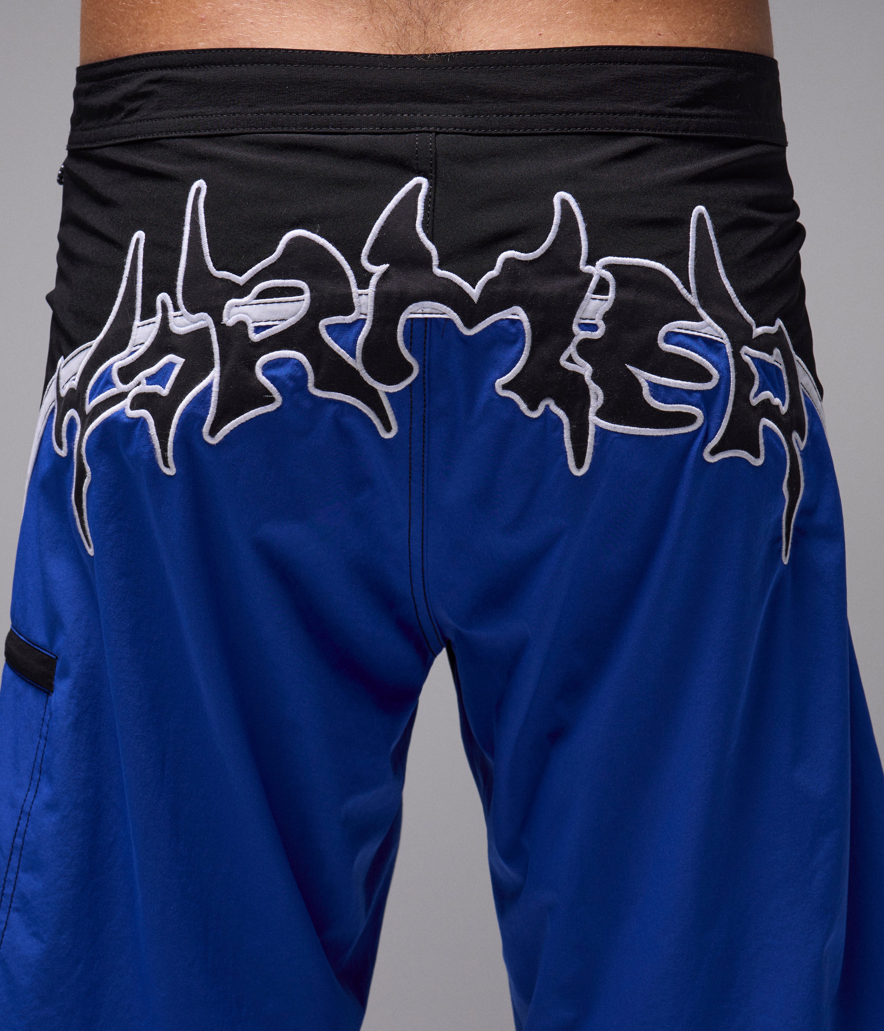 FORMER Proscription 21" trunk - Black