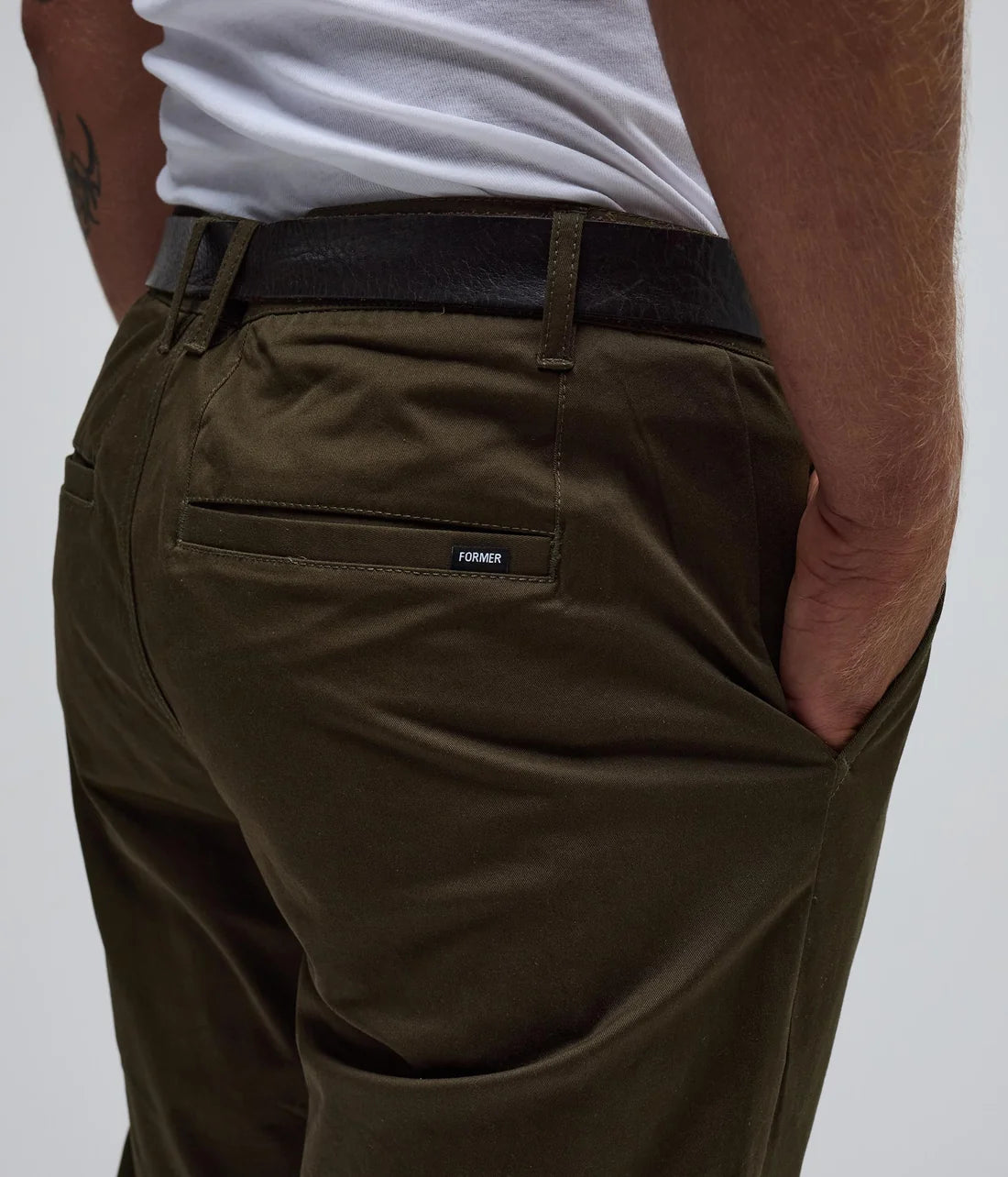 FORMER Legacy chino pant - Olive
