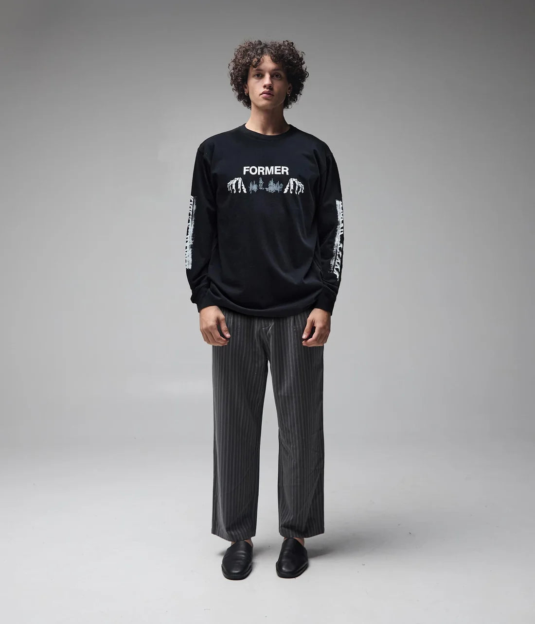 FORMER Engineered ls t-shirt - Black