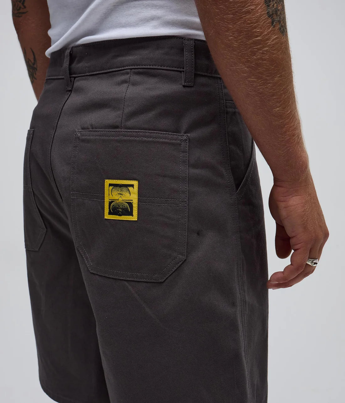 FORMER Reynolds 21 walk short - Gunmetal