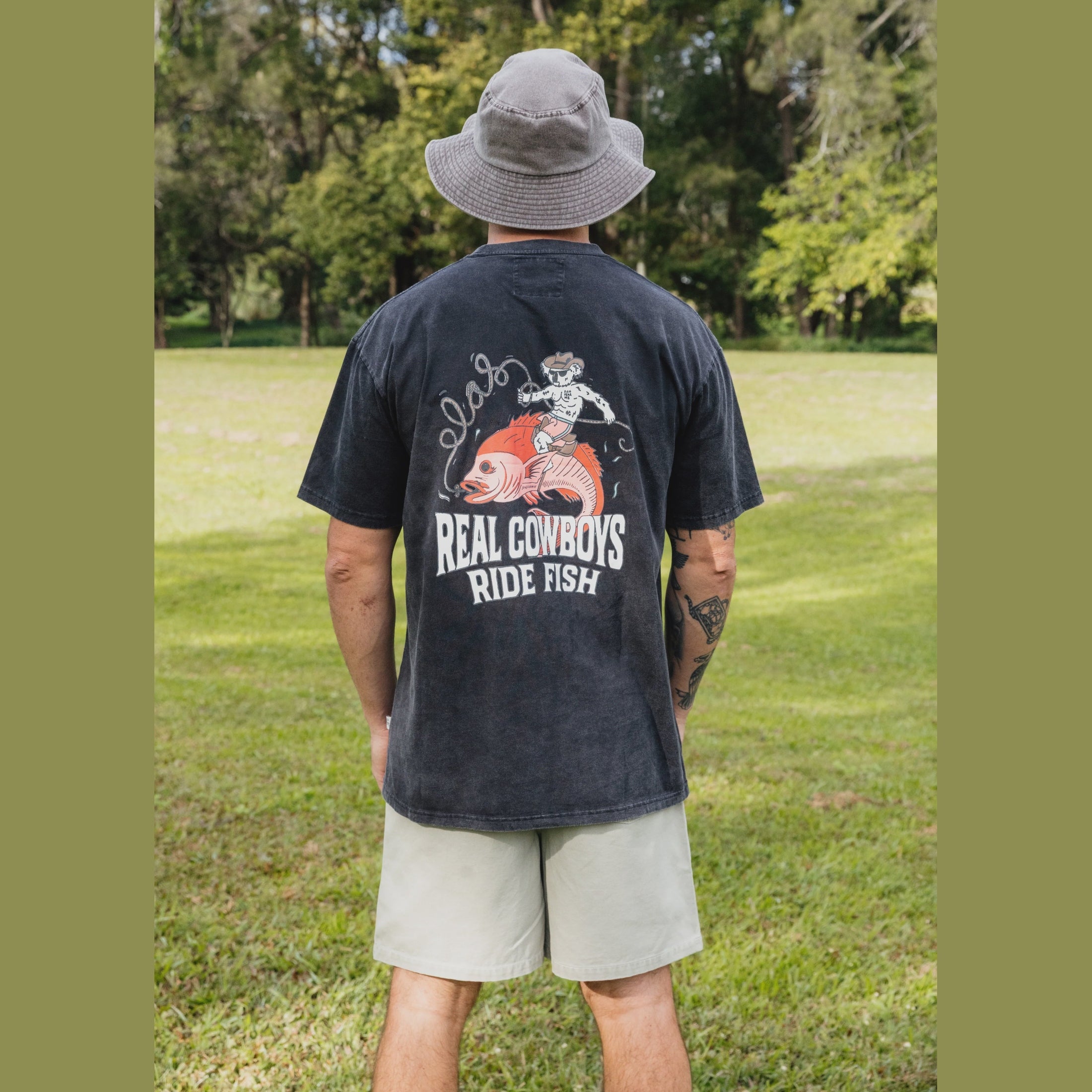 OLAS SUPPLY Real cowboys tee