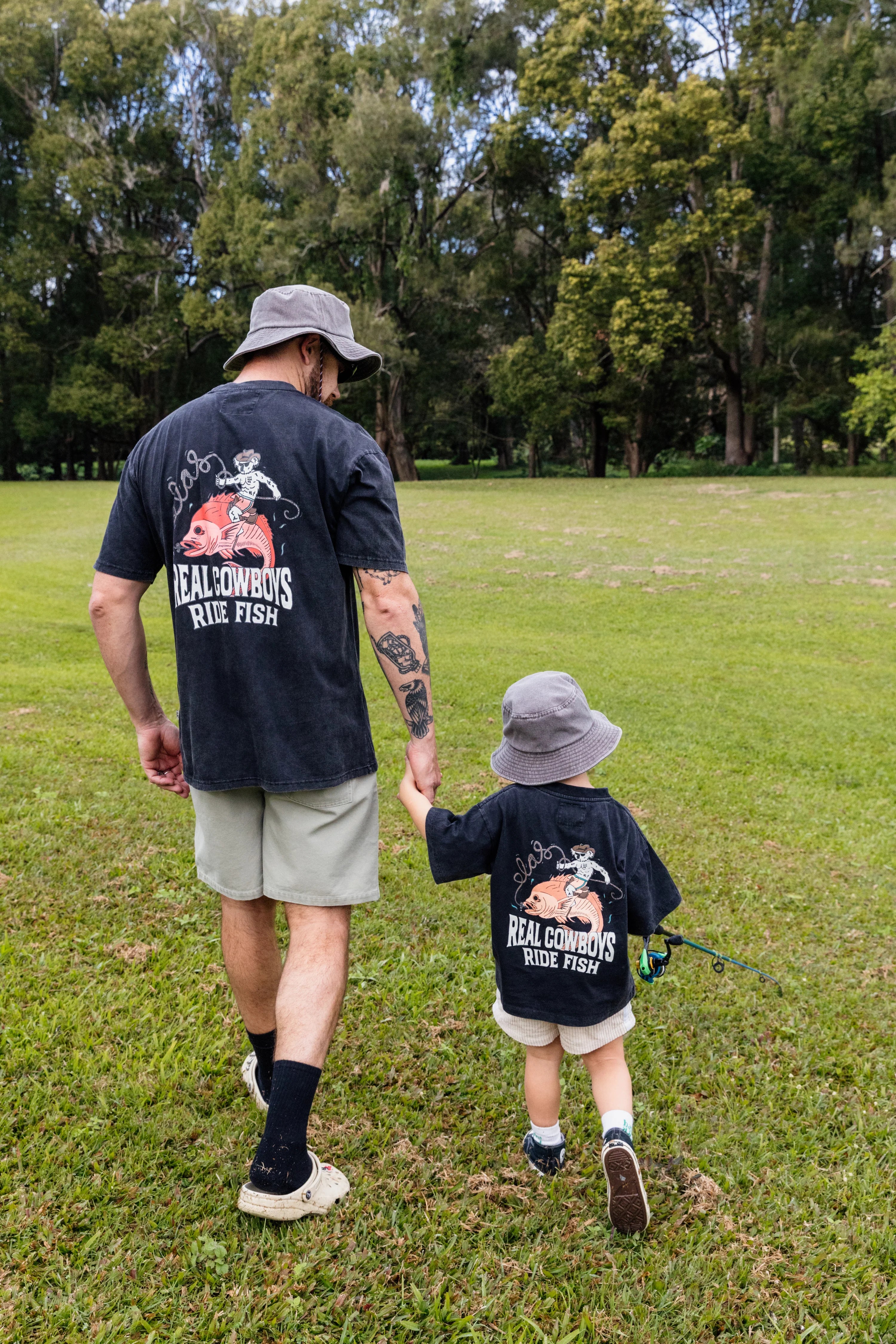 OLAS SUPPLY Real cowboys tee