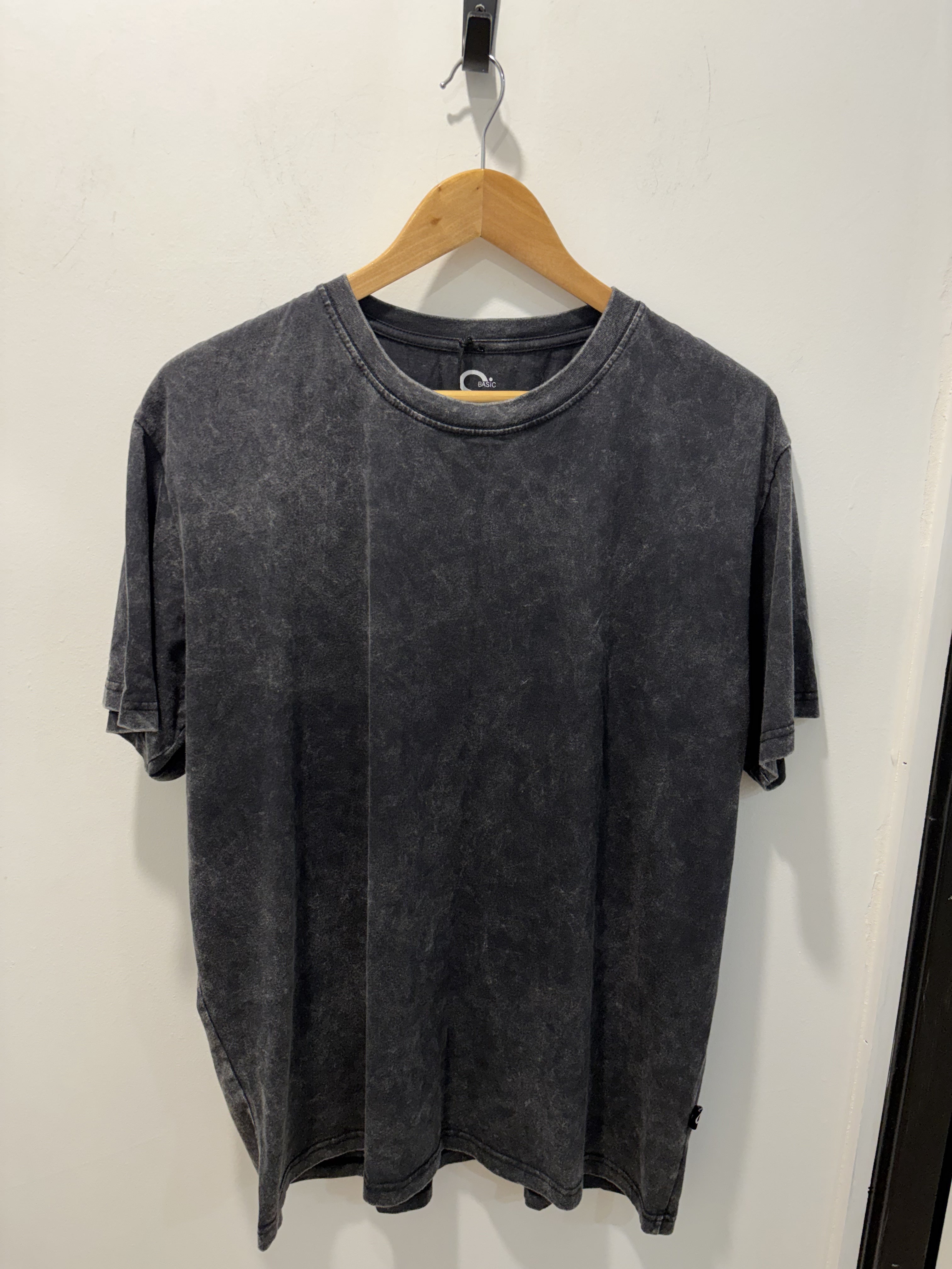SBASIC Classic Tee – Washed Black