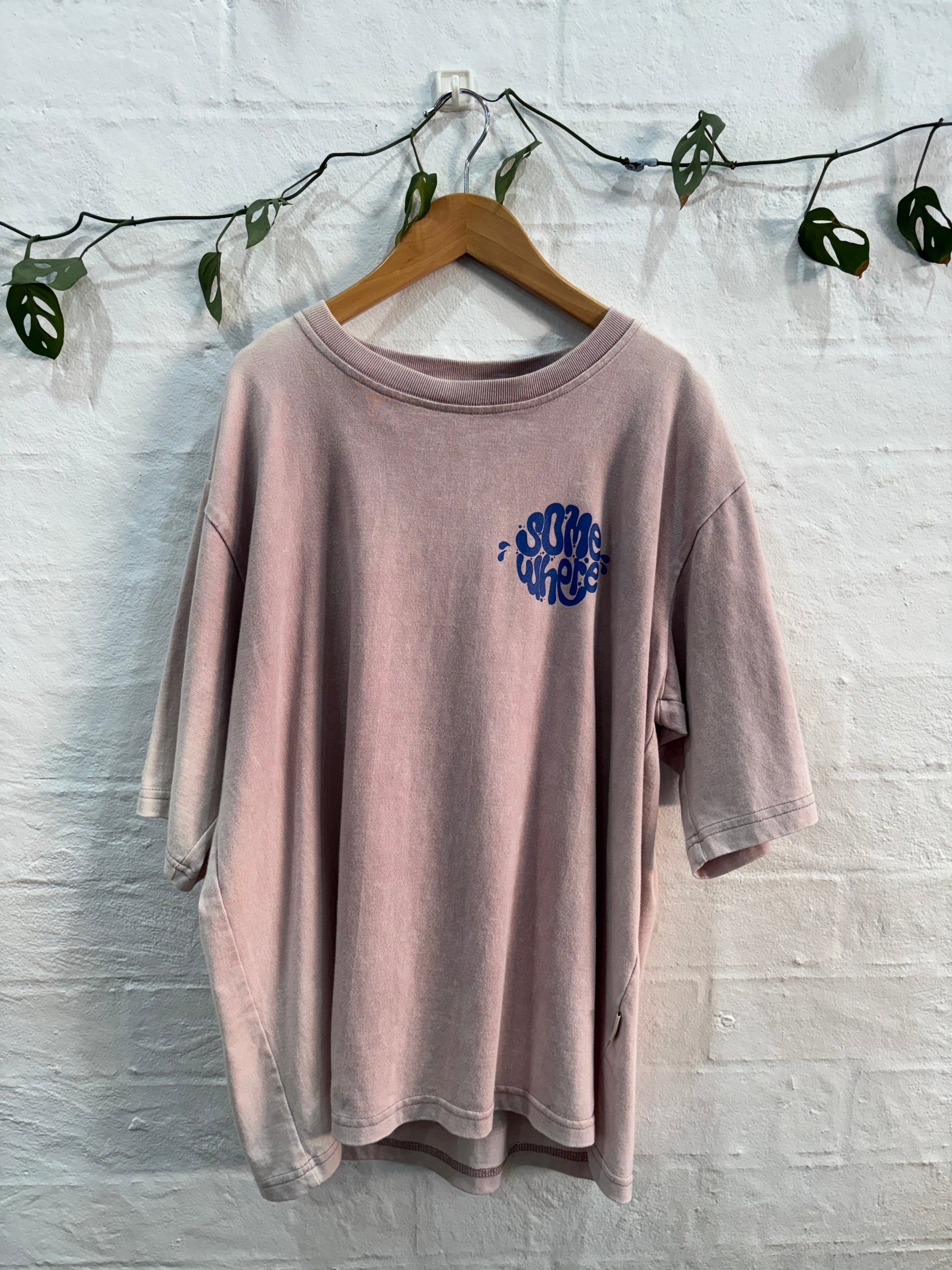 Somewhere Mini -The Drip Tee - Washed Pink