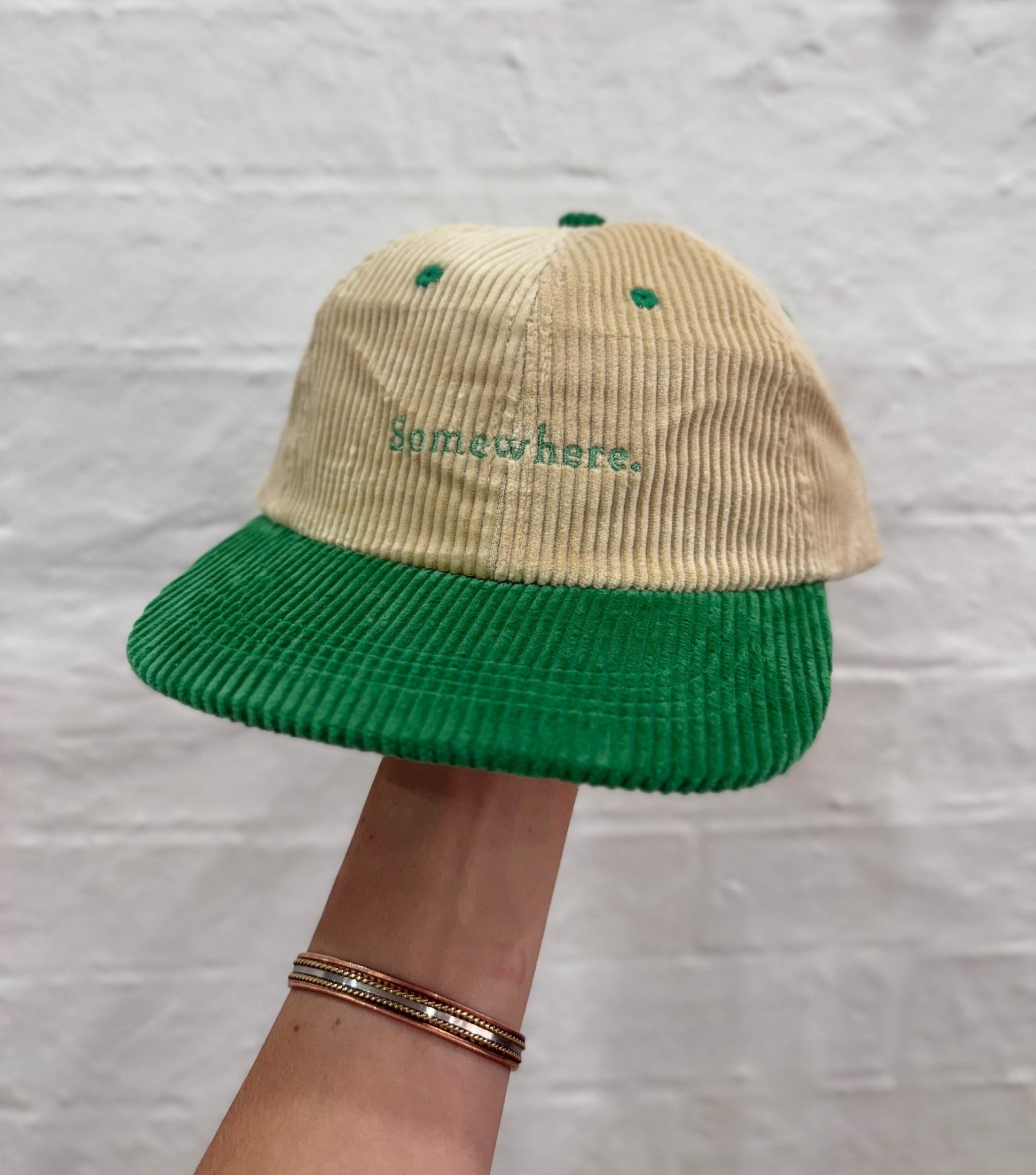 SOMEWHERE corduroy dad cap - Green