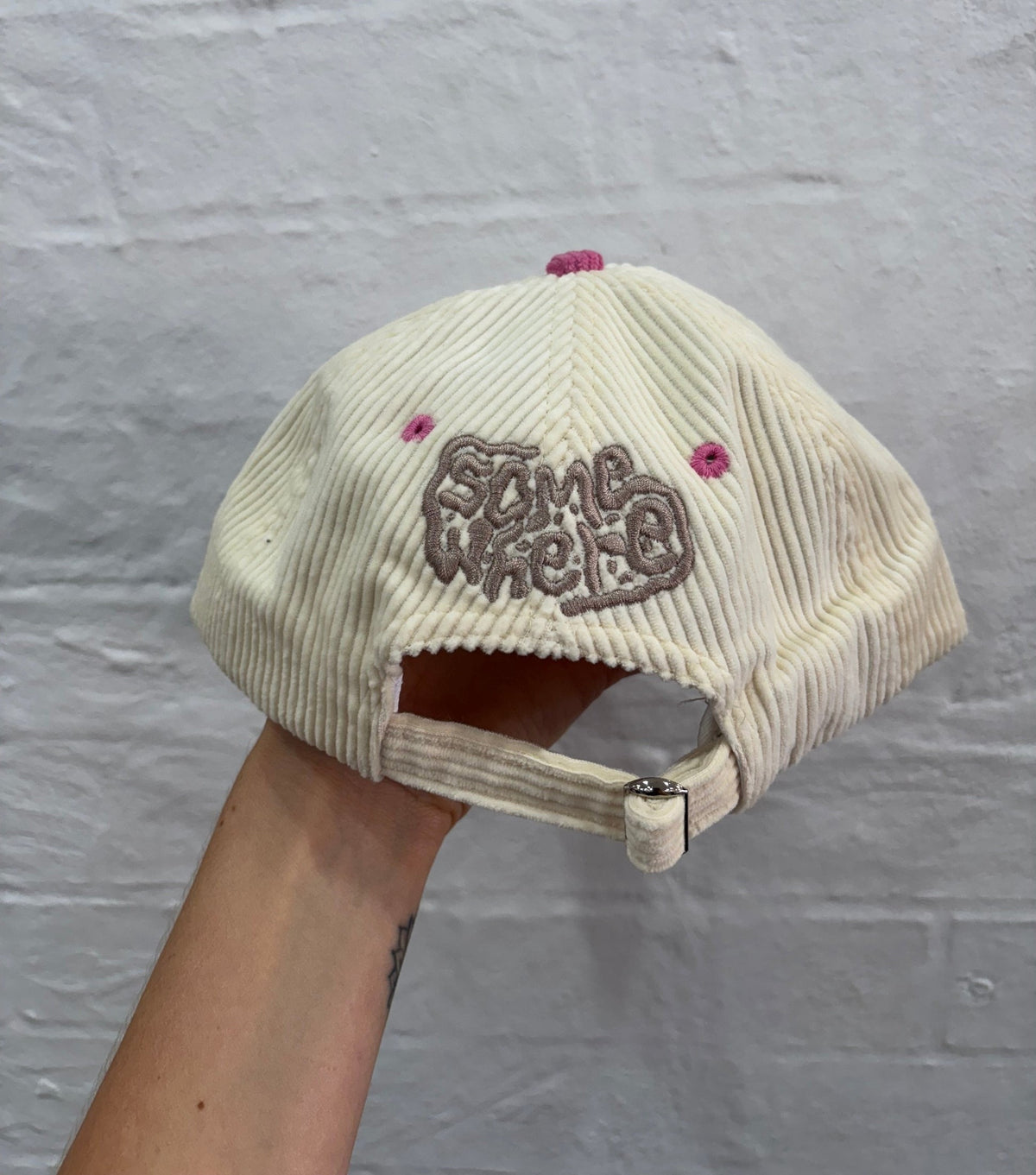 SOMEWHERE Ripple corduroy dad cap - Pink