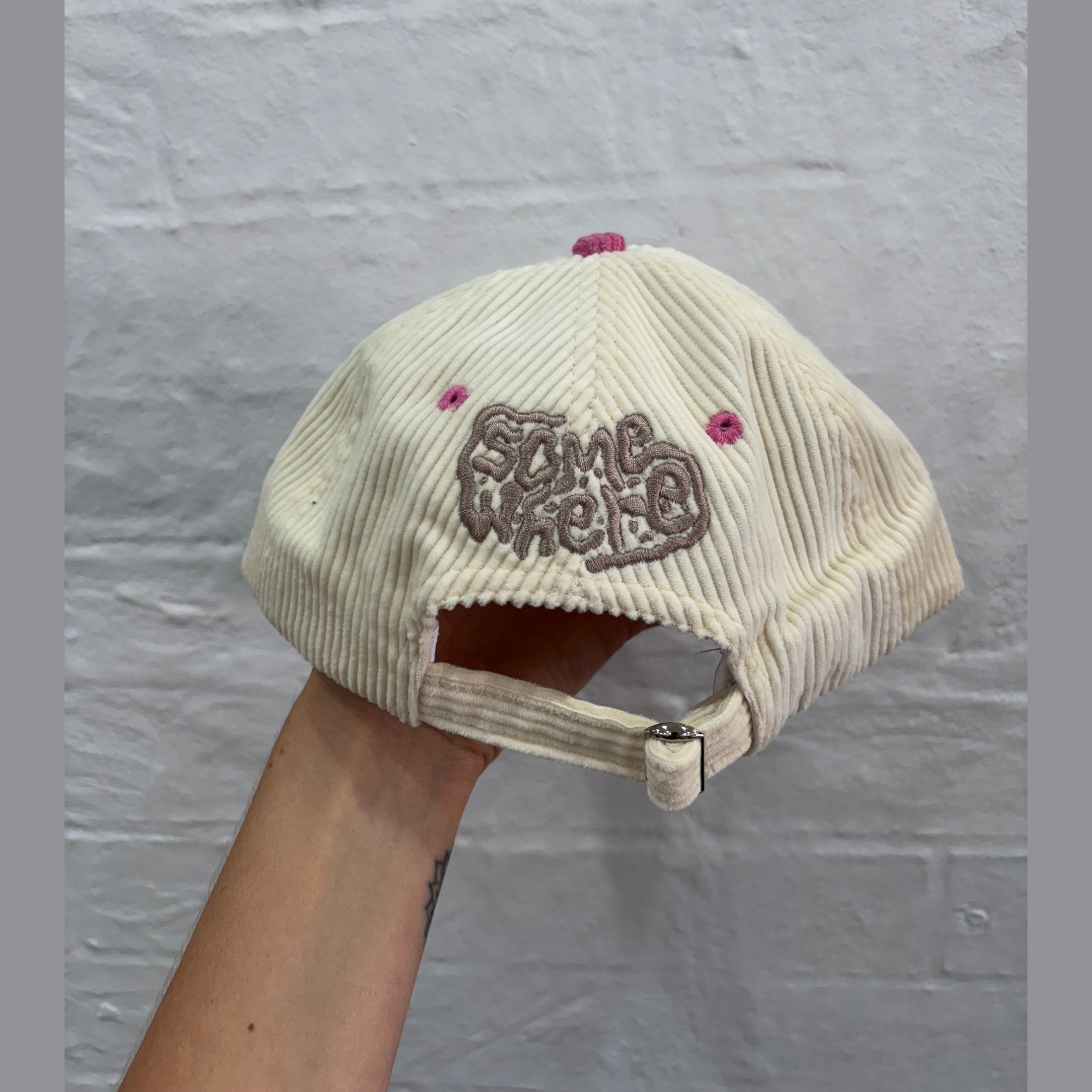 SOMEWHERE Ripple corduroy dad cap - Pink