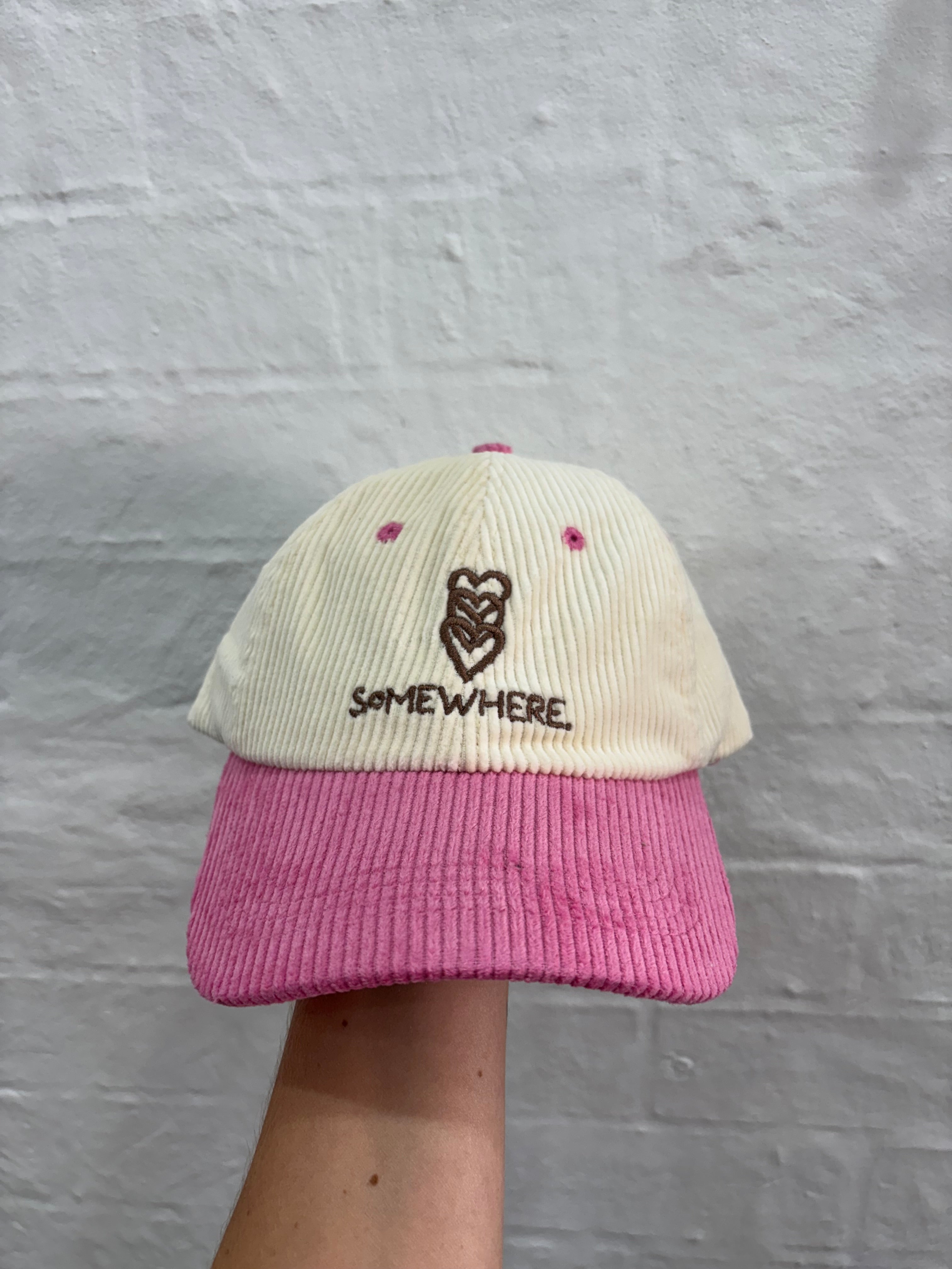 SOMEWHERE Hearts Corduroy cap - Pink