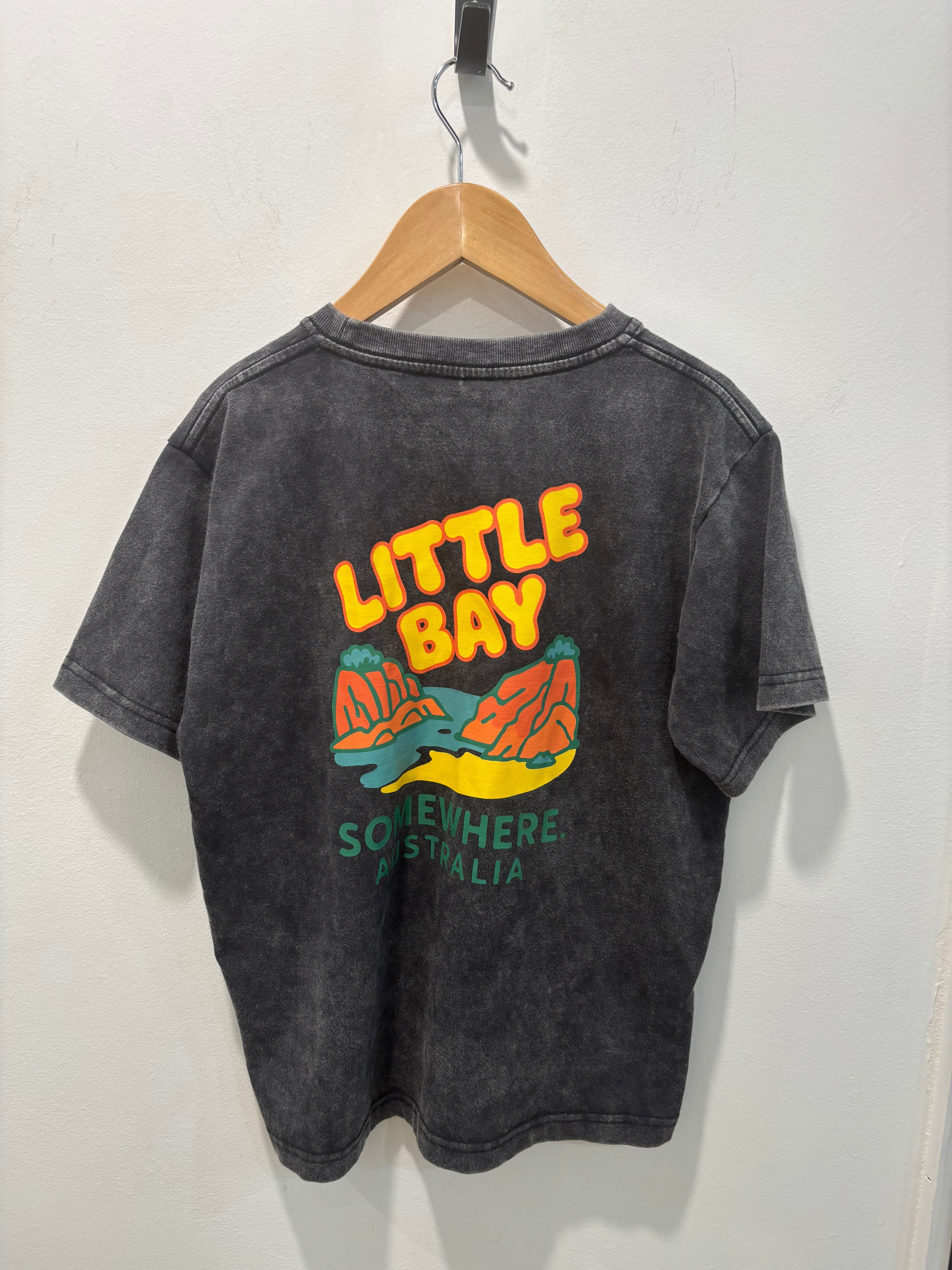 Somewhere Mini – Little Bay Tee – Washed Black