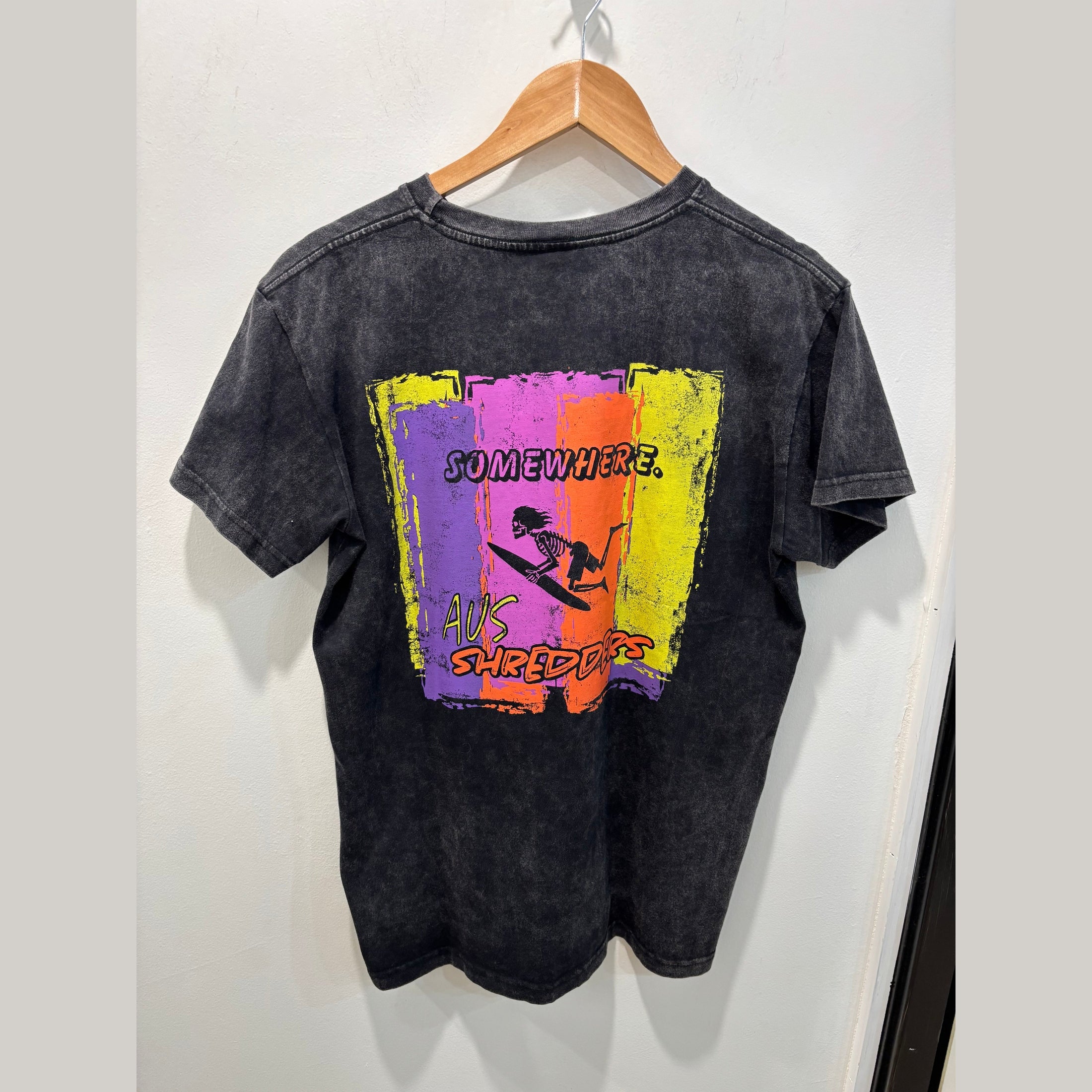 SOMEWHERE Shredders tee - Washed Black