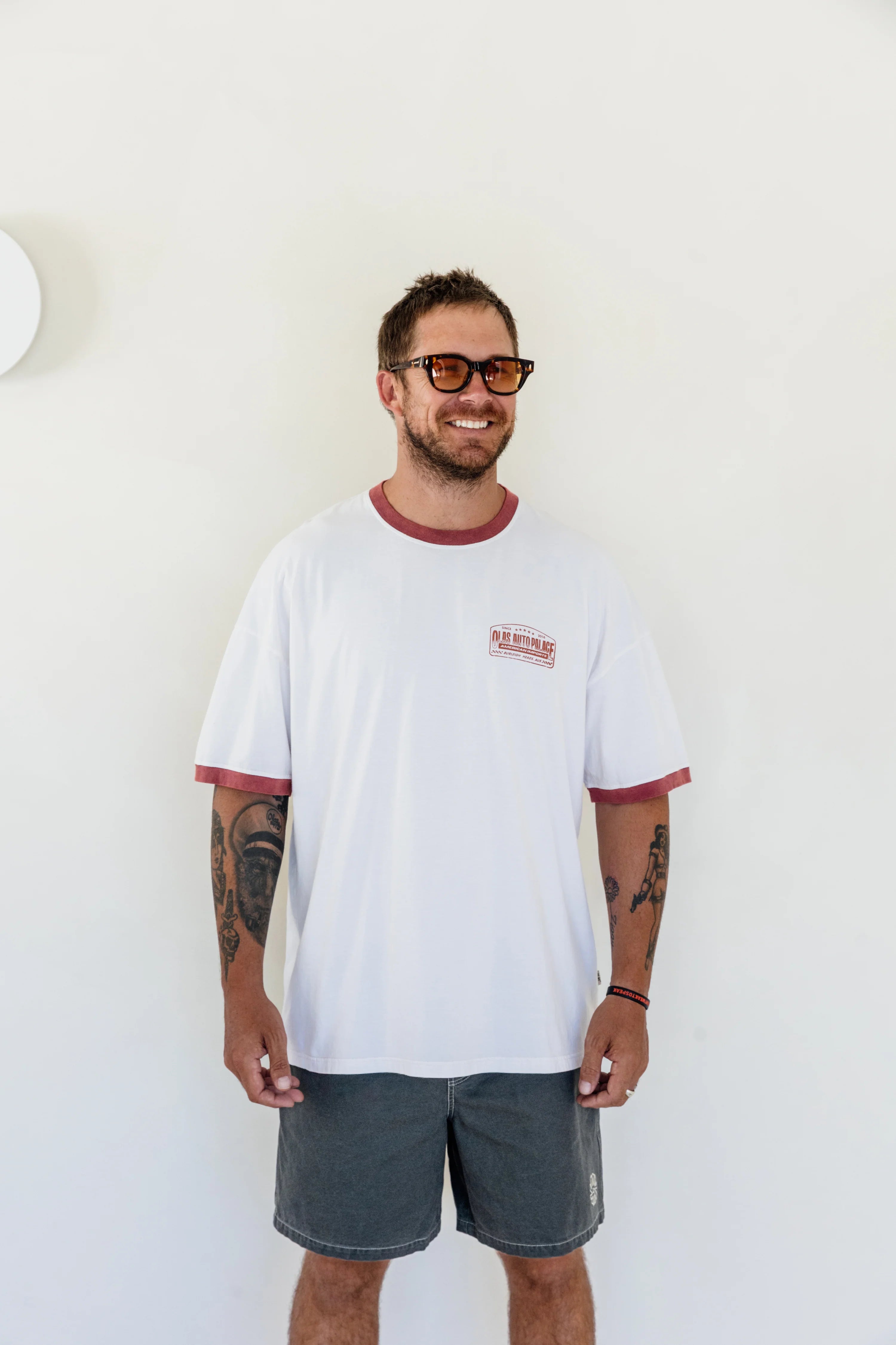 OLAS SUPPLY Autopalace box tee