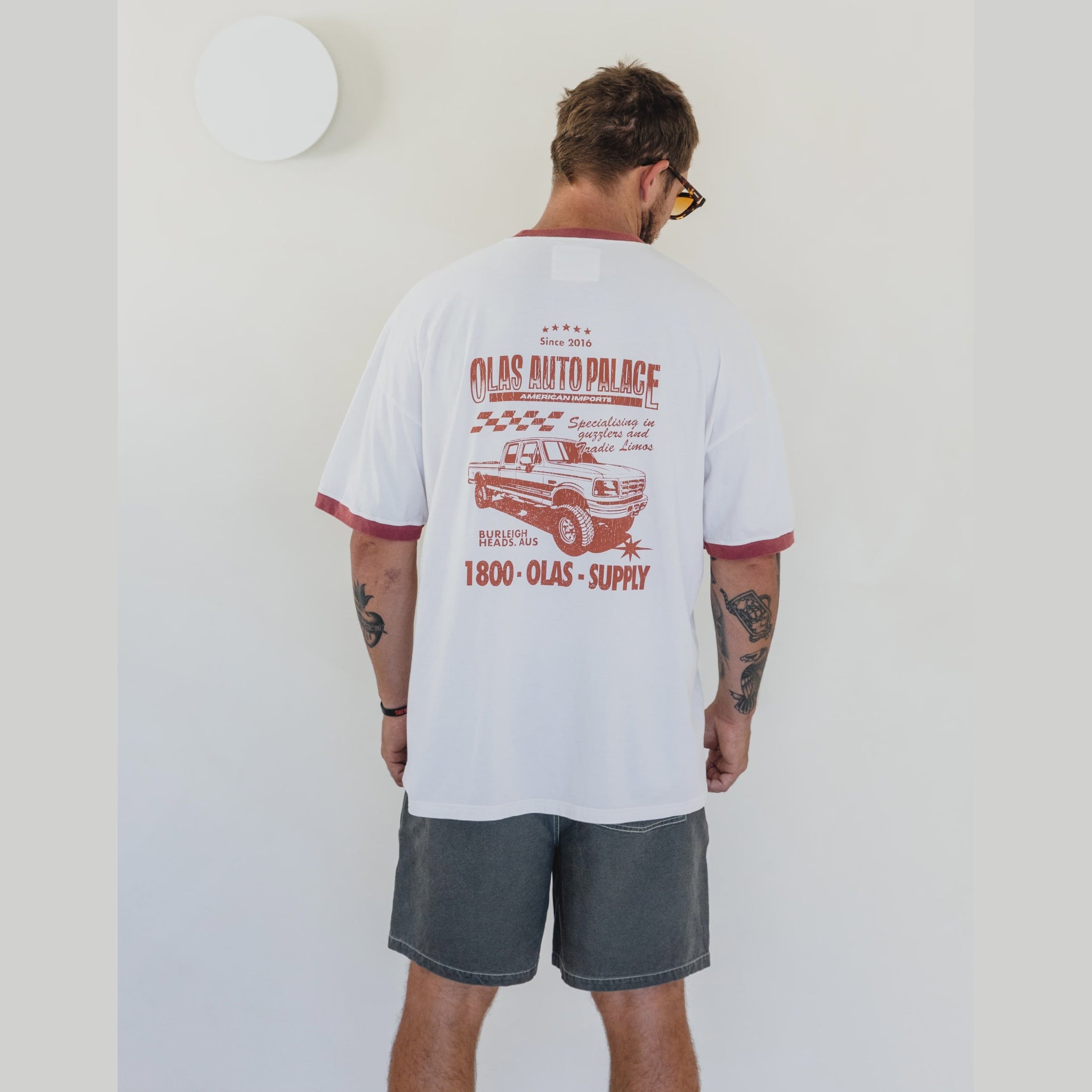 OLAS SUPPLY Autopalace box tee