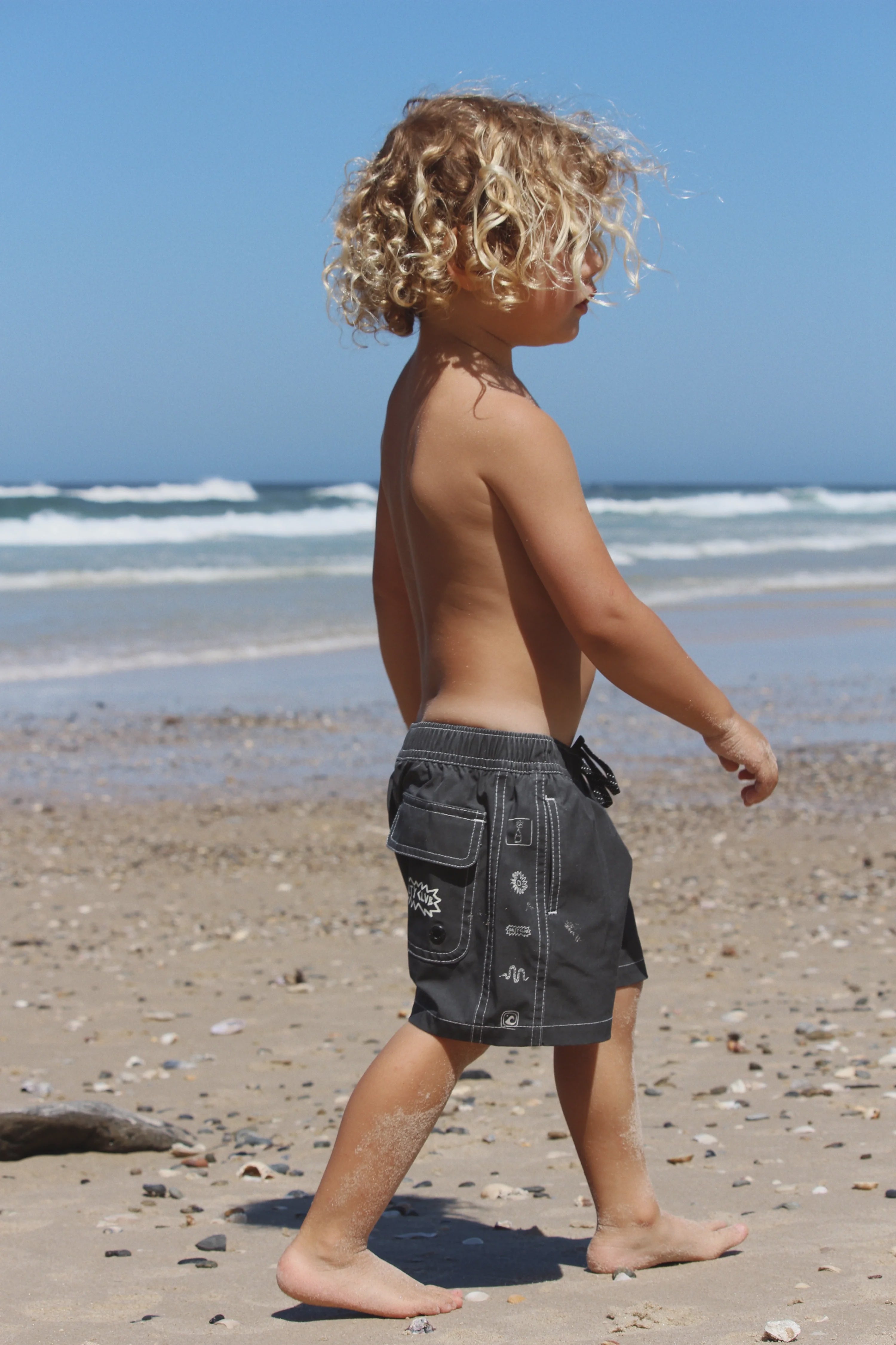 Olas - KERAMAS MINI BOARDSHORT - washed black
