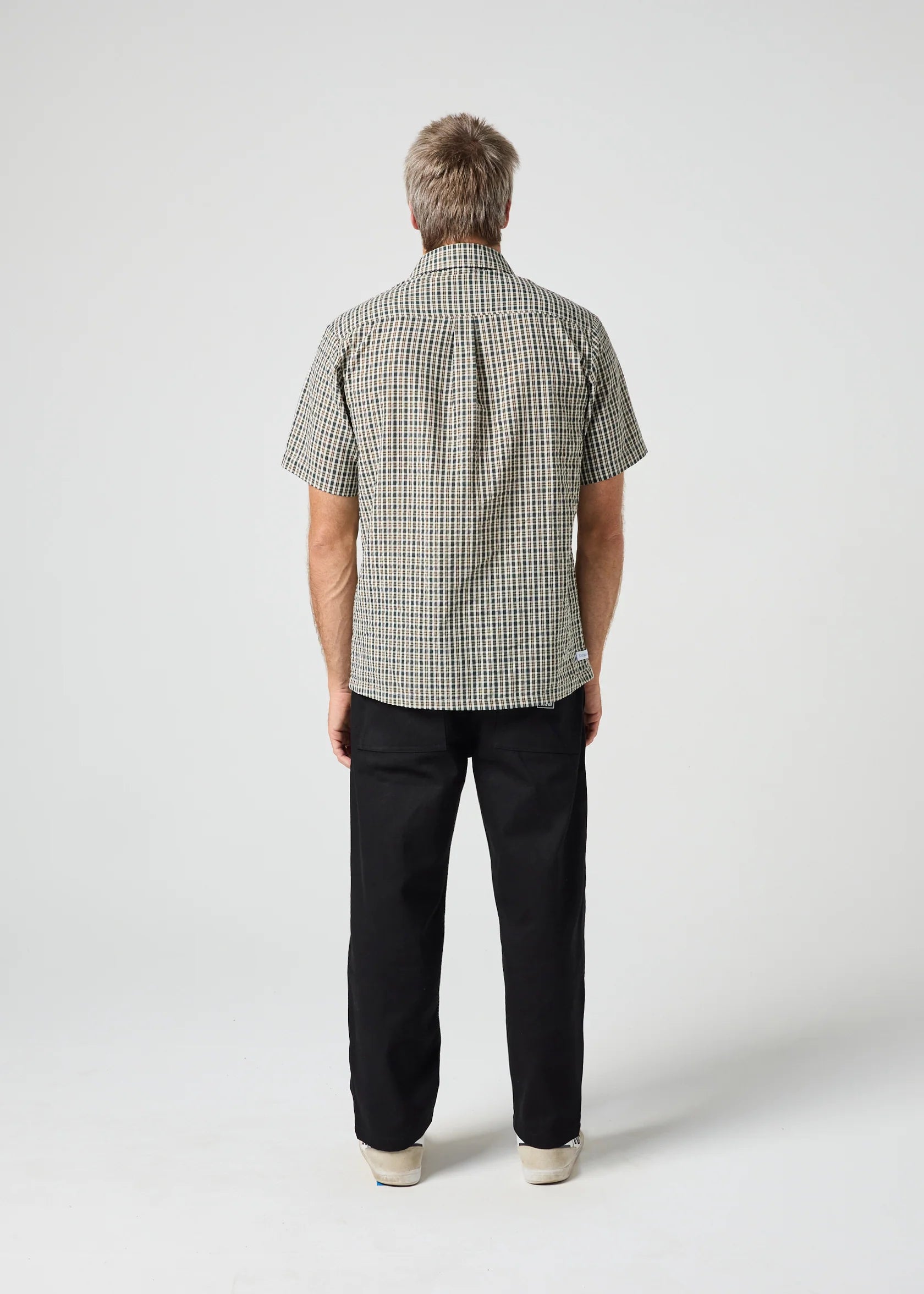 RIVVIA PROJECTS Box logo ss shirt - Green