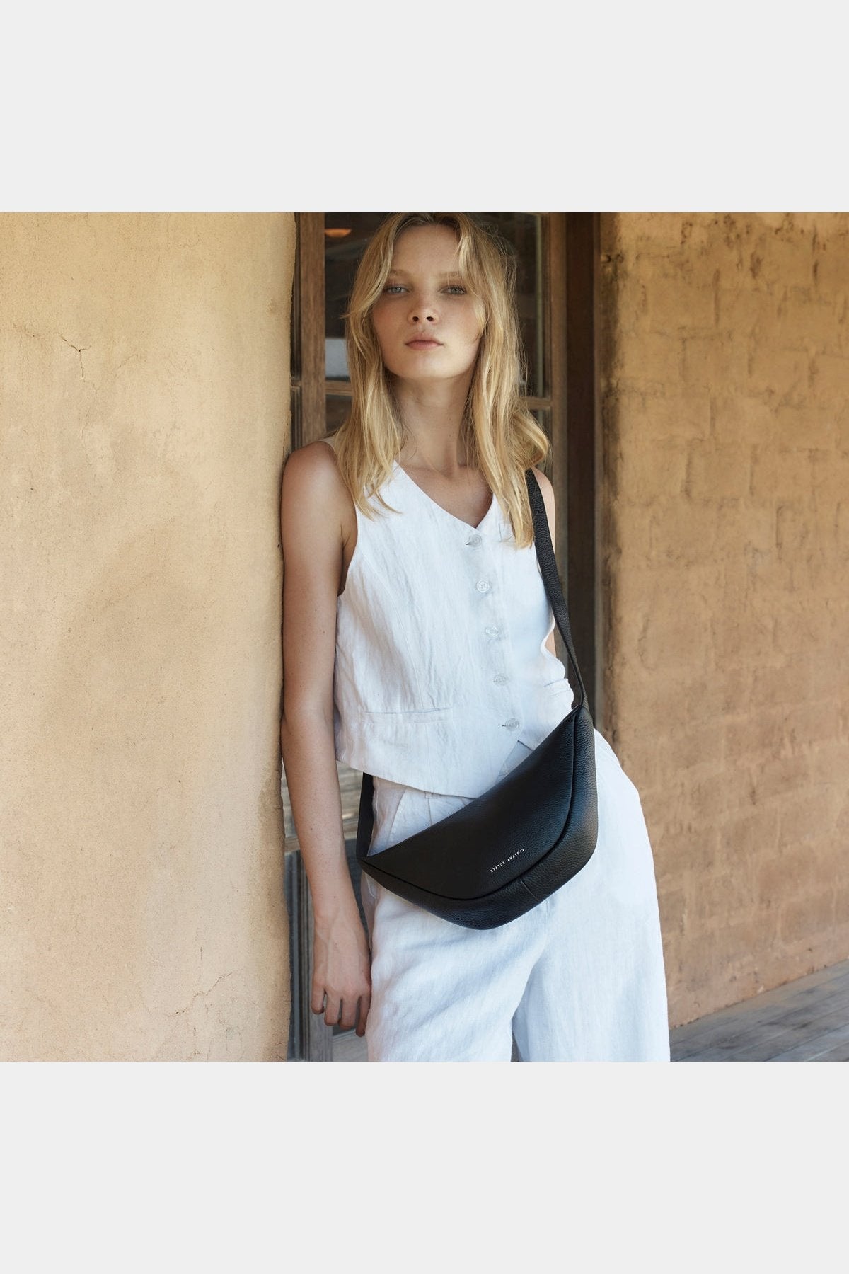 Status anxiety GLUED TO YOU - black