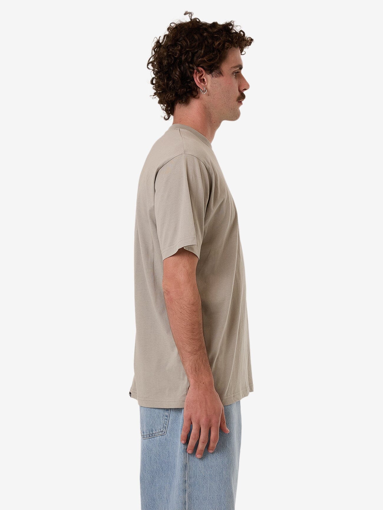 THRILLS minimal thrills merch fit tee - string