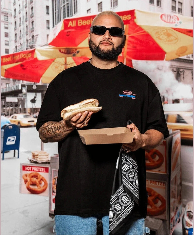 WNDRR Hot dog box fit tee - Black
