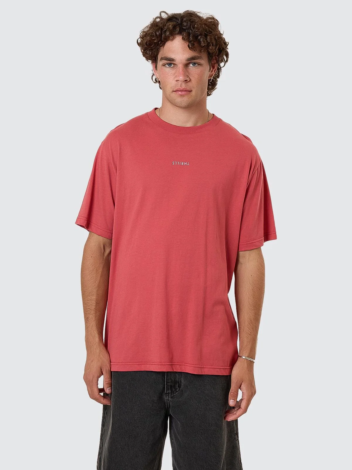 THRILLS Minimal thrills merch fit tee - Redwood