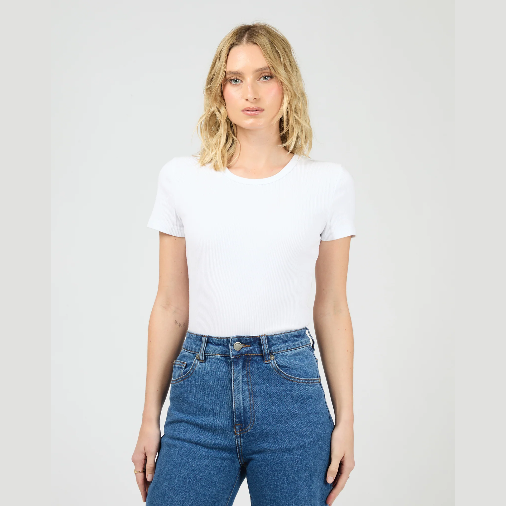 ALL ABOUT EVE - Eve Rib Baby Tee - White